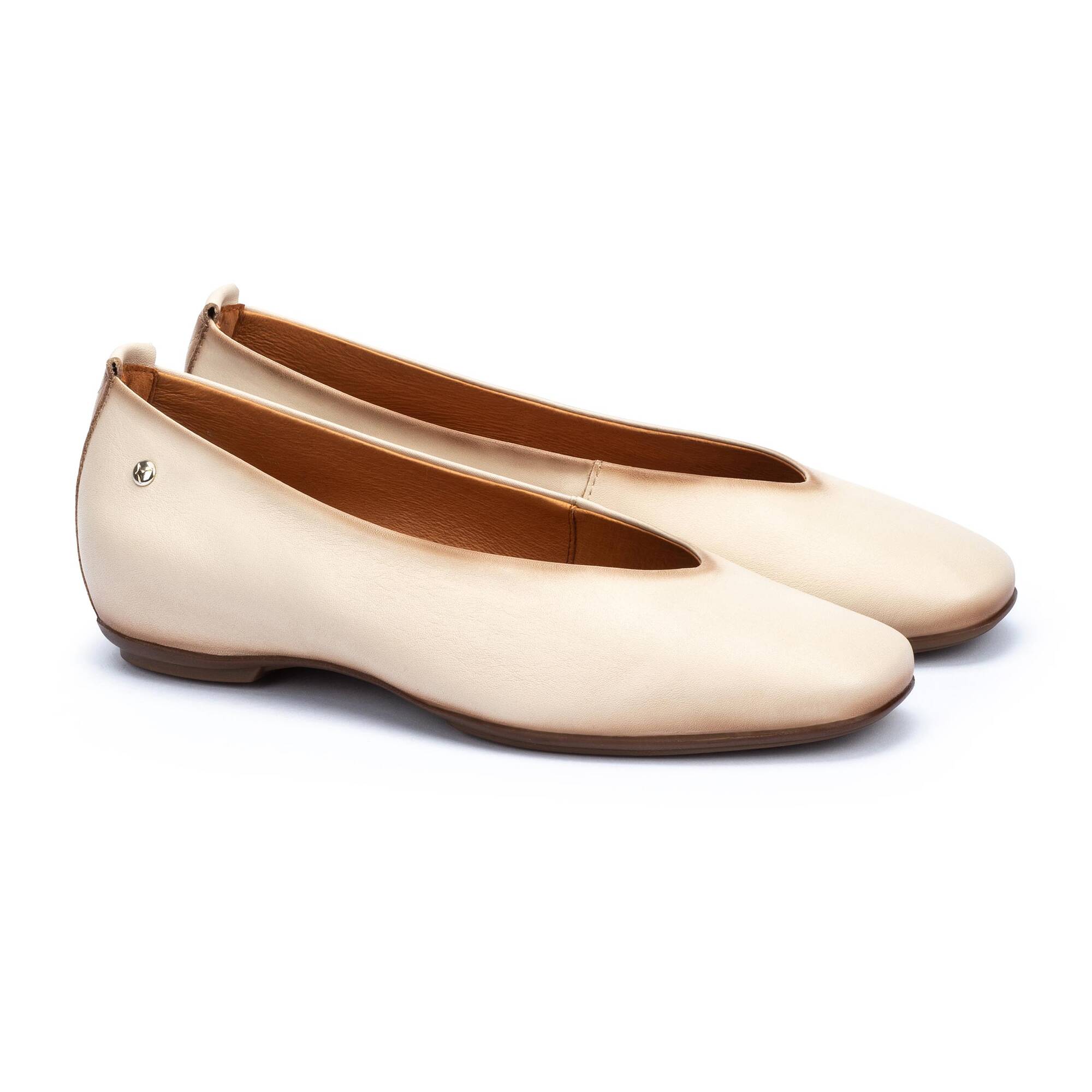 Pikolinos ballet flats shop