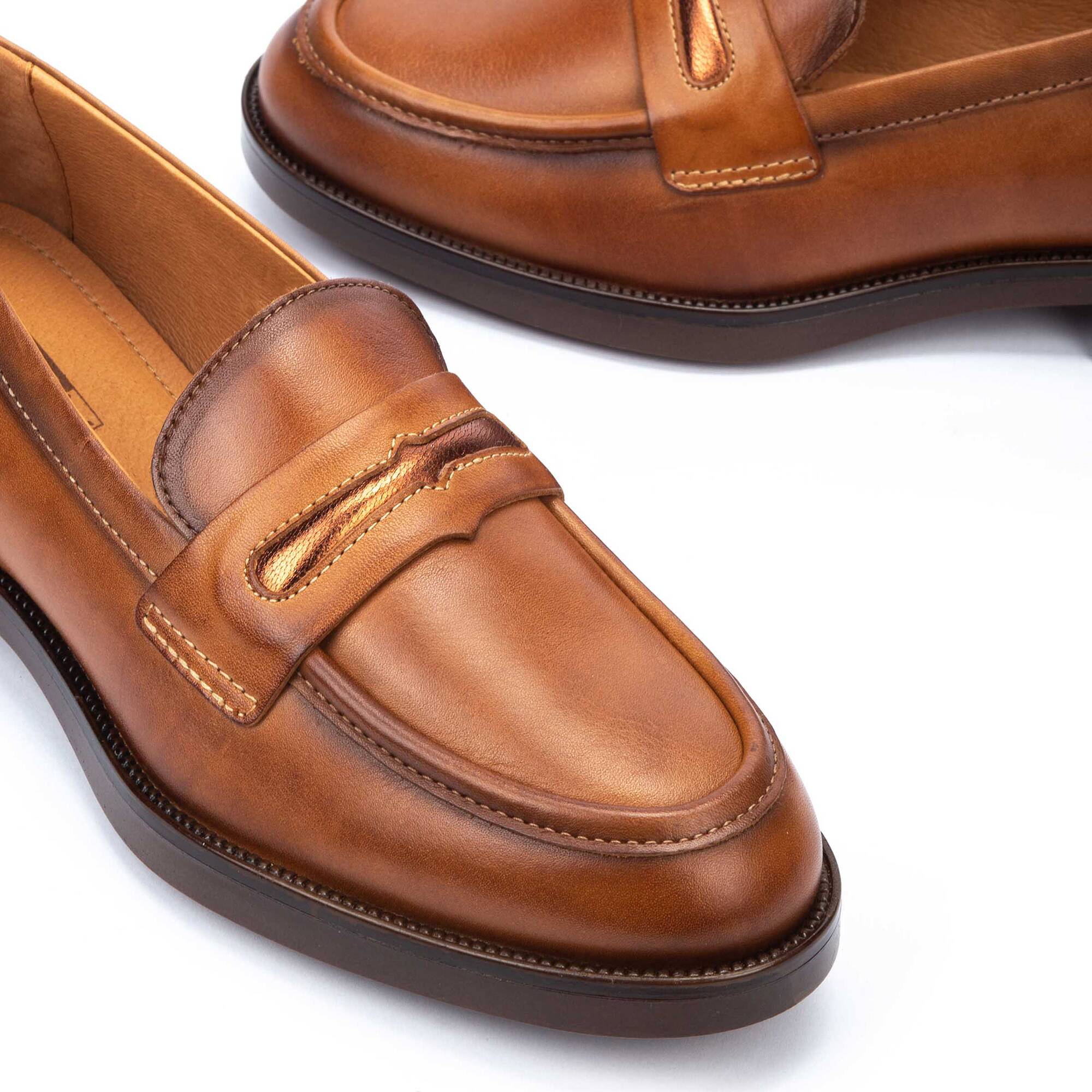 Pikolinos women's loafers outlet