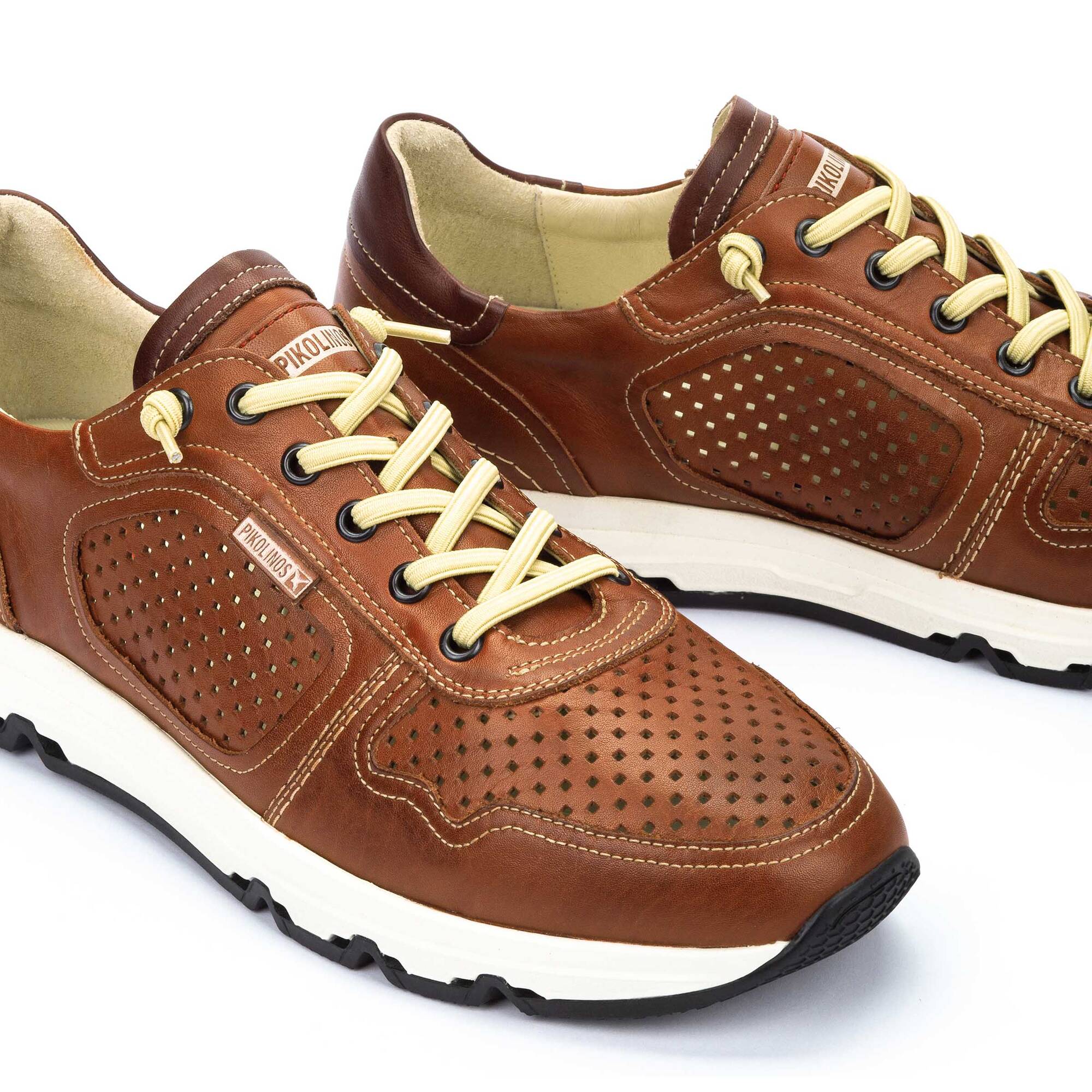 Sportliche Schuhe | MOLINOS M8B-6384C1, BRANDY, large image number 60-M8B-6384C1_250_Pikolinos_MOLINOS_BRANDY_full.jpg | null