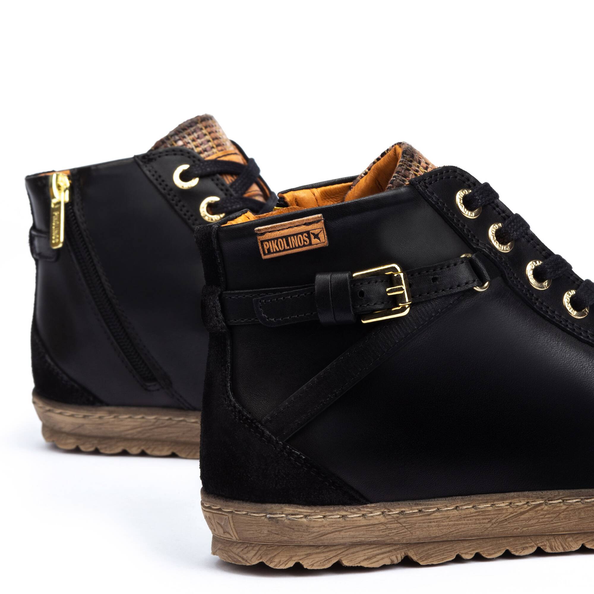 Pikolinos lagos 901 sales