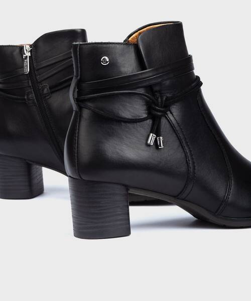 Ankle boots | CALAFAT W1Z-8635C1 | BLACK | Pikolinos