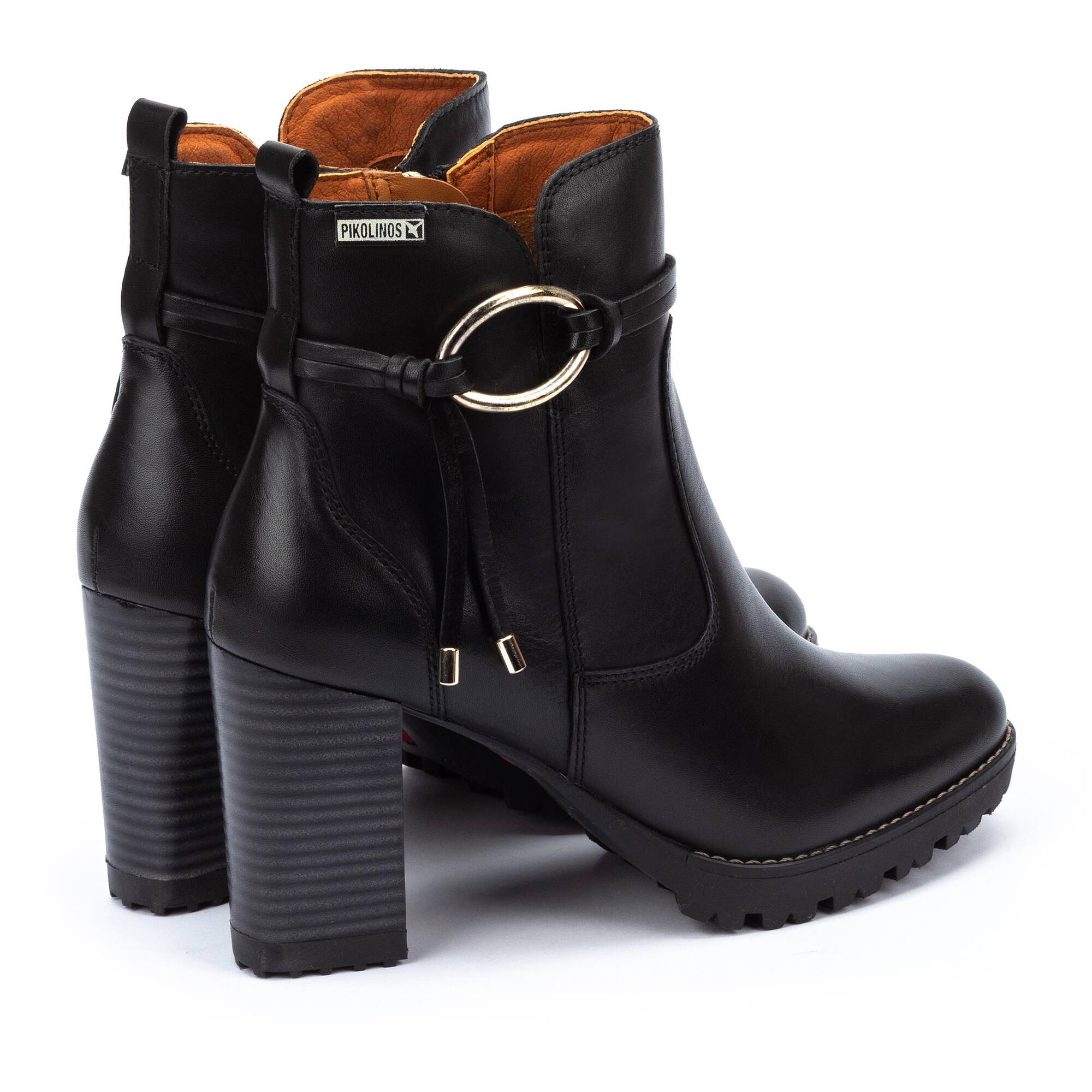 Pikolinos black ankle boots store
