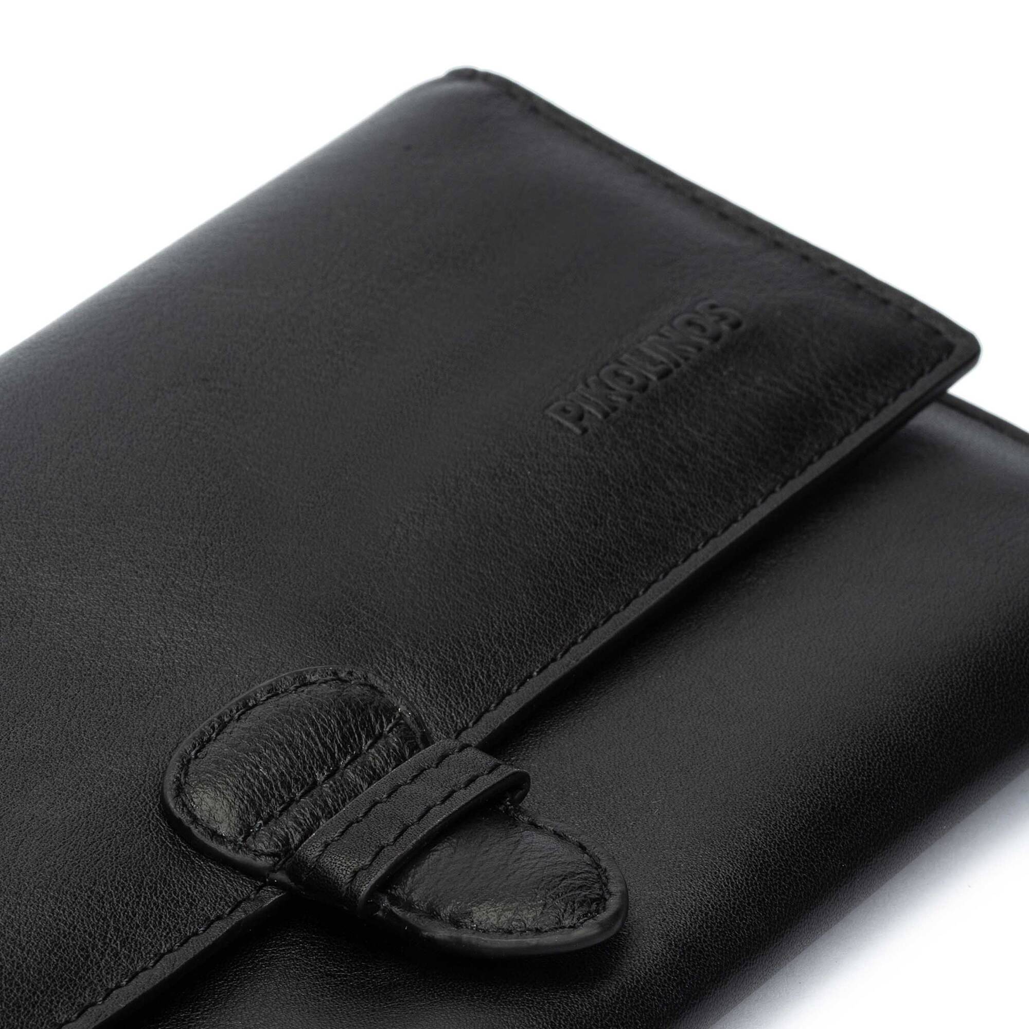 null | BELMONTE UAC-W277, BLACK, large image number 60-UAC-W277_000_Pikolinos_BELMONTE_BLACK_full.jpg | null