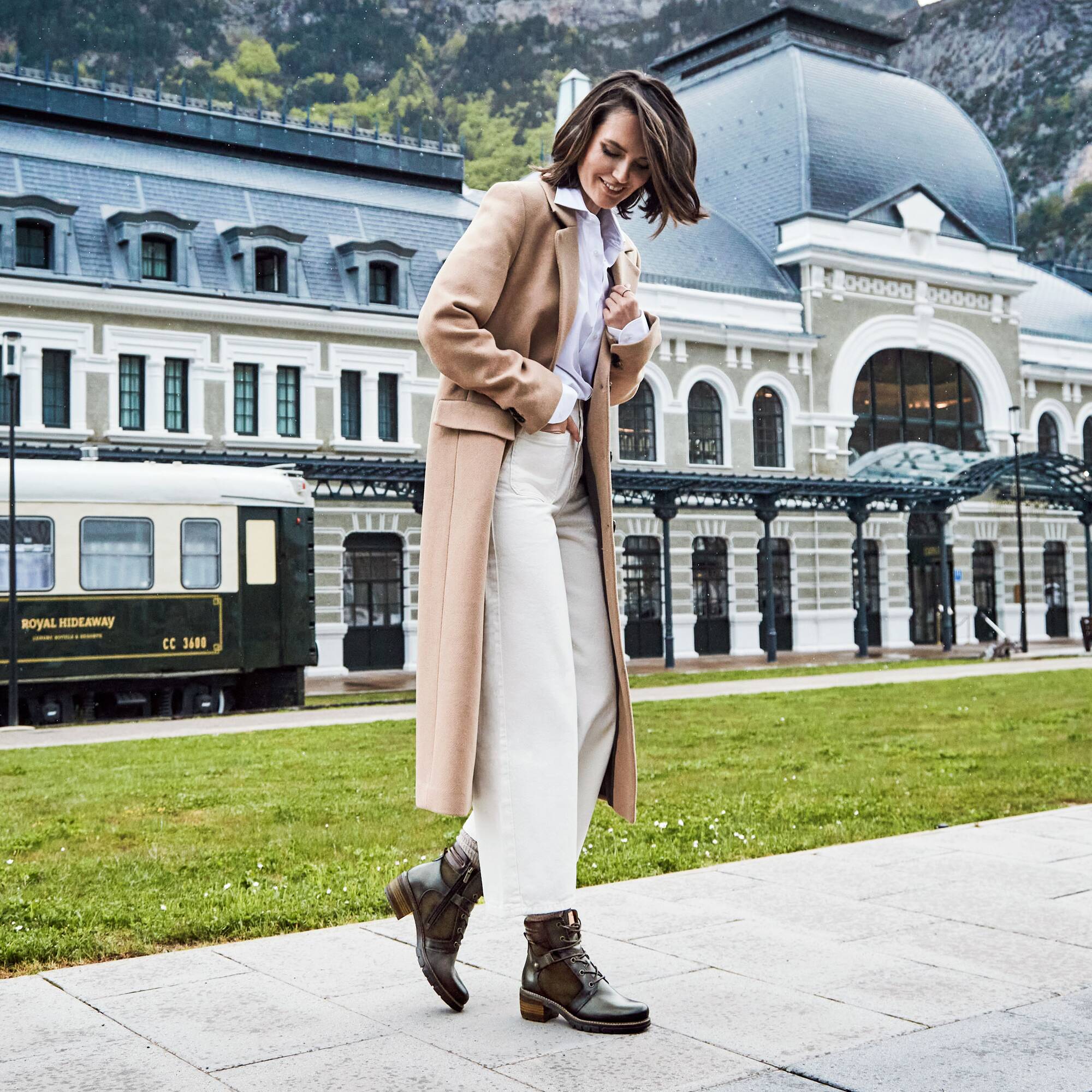 Heeled Booties | SAN SEBASTIA W1T-8979C1, FOREST, large image number 91-W1T-8979C1_411_Pikolinos_SAN_SEBASTIA_FOREST_full.jpg | null