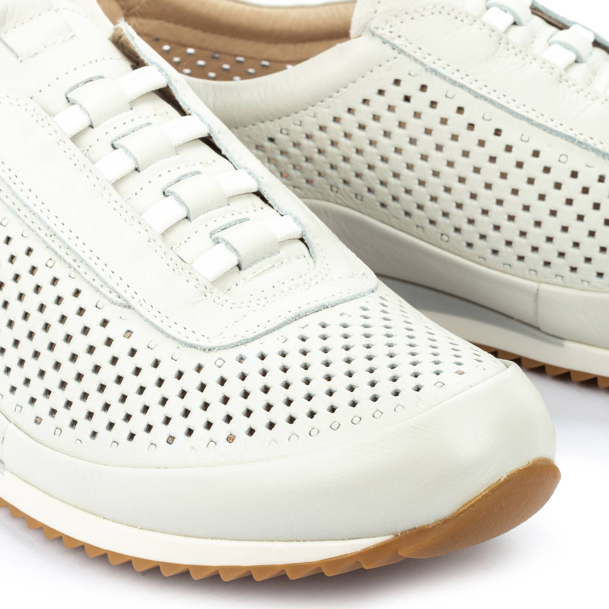 Sneakers | LIVERPOOL M2A-6252, ESPUMA, large image number 60-M2A-6252_903_Pikolinos_LIVERPOOL_ESPUMA_full.jpg | null