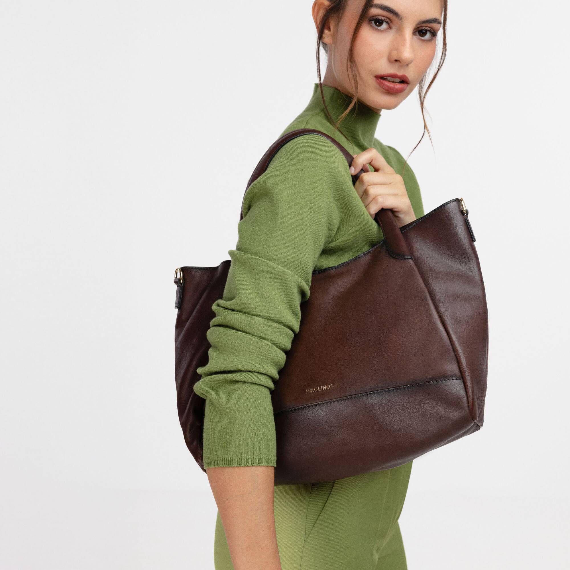 null | ARES WHA-373C1, CAOBA, large image number 90-WHA-373C1_130_Pikolinos_ARES_CAOBA_full.jpg | null