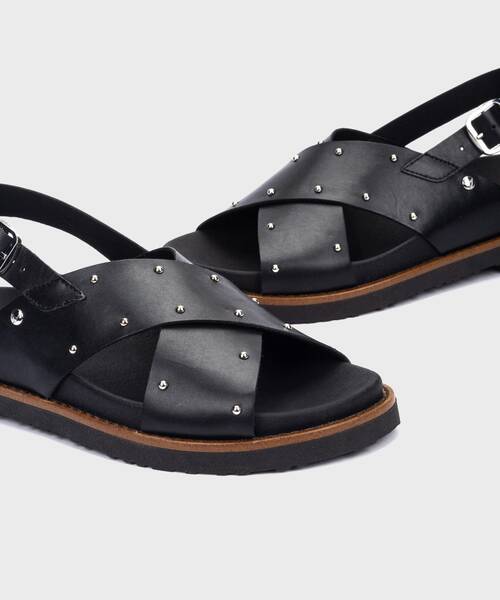 Sandalias planas | AITANA W7Z-0995 | BLACK | Pikolinos