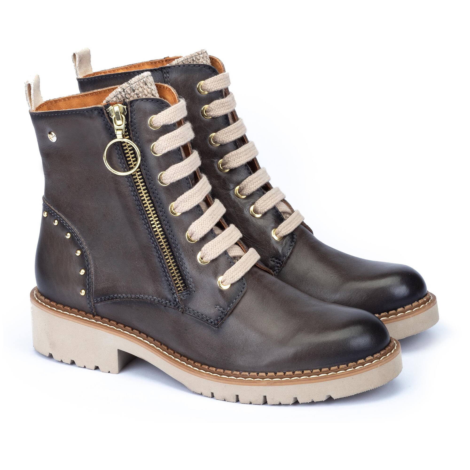 Vicar boot pikolinos best sale