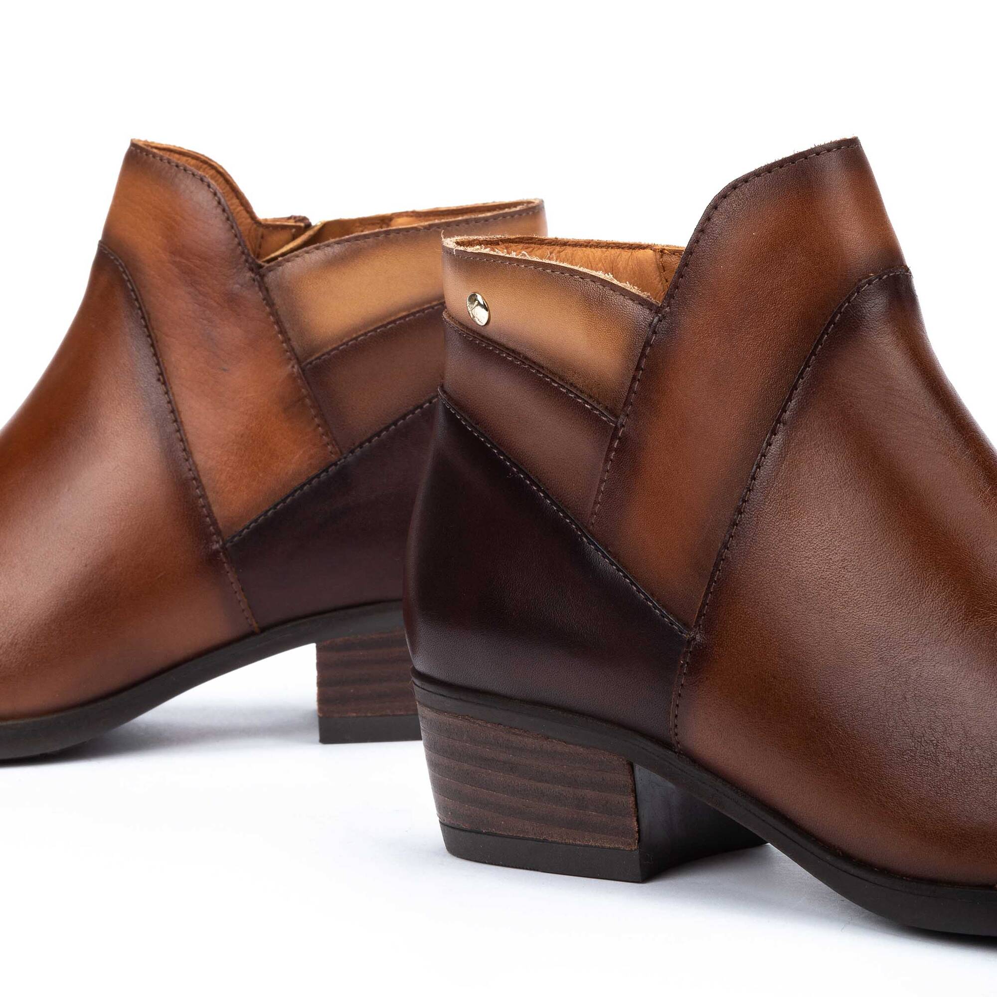 Pikolinos daroca boots online