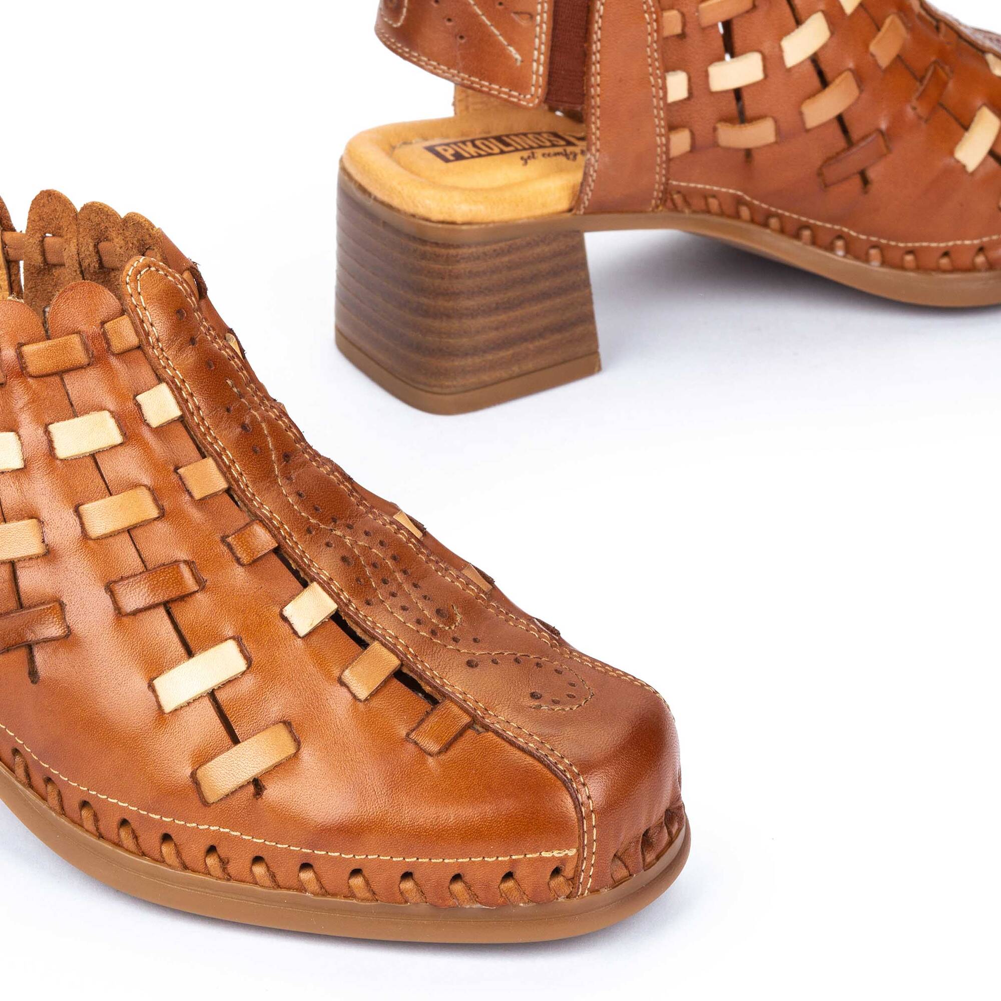 Pikolinos romana shoes top