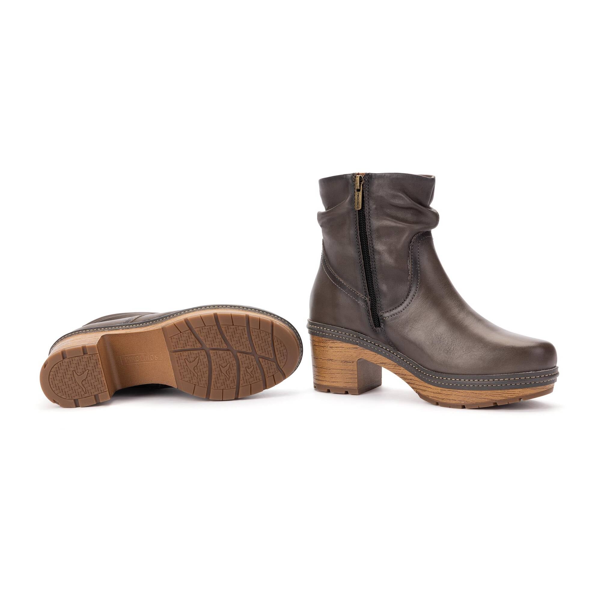 Heeled Booties | SORT W6F-8887, CENIZA, large image number 70-W6F-8887_051_Pikolinos_SORT_CENIZA_full.jpg | null