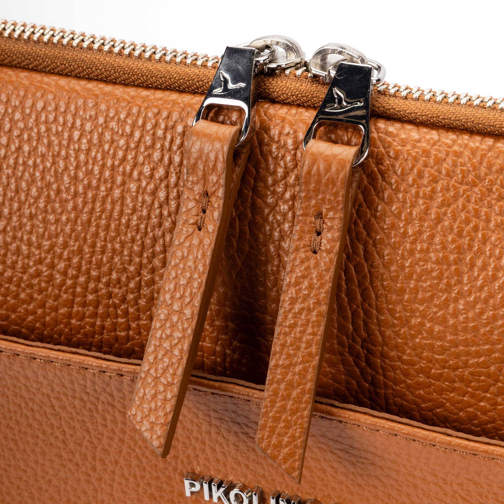 null | COMPLEMENTOS WAC-IP01CH, BRANDY, large image number 60-WAC-IP01CH_250_Pikolinos_COMPLEMENTOS_BRANDY_full.jpg | null