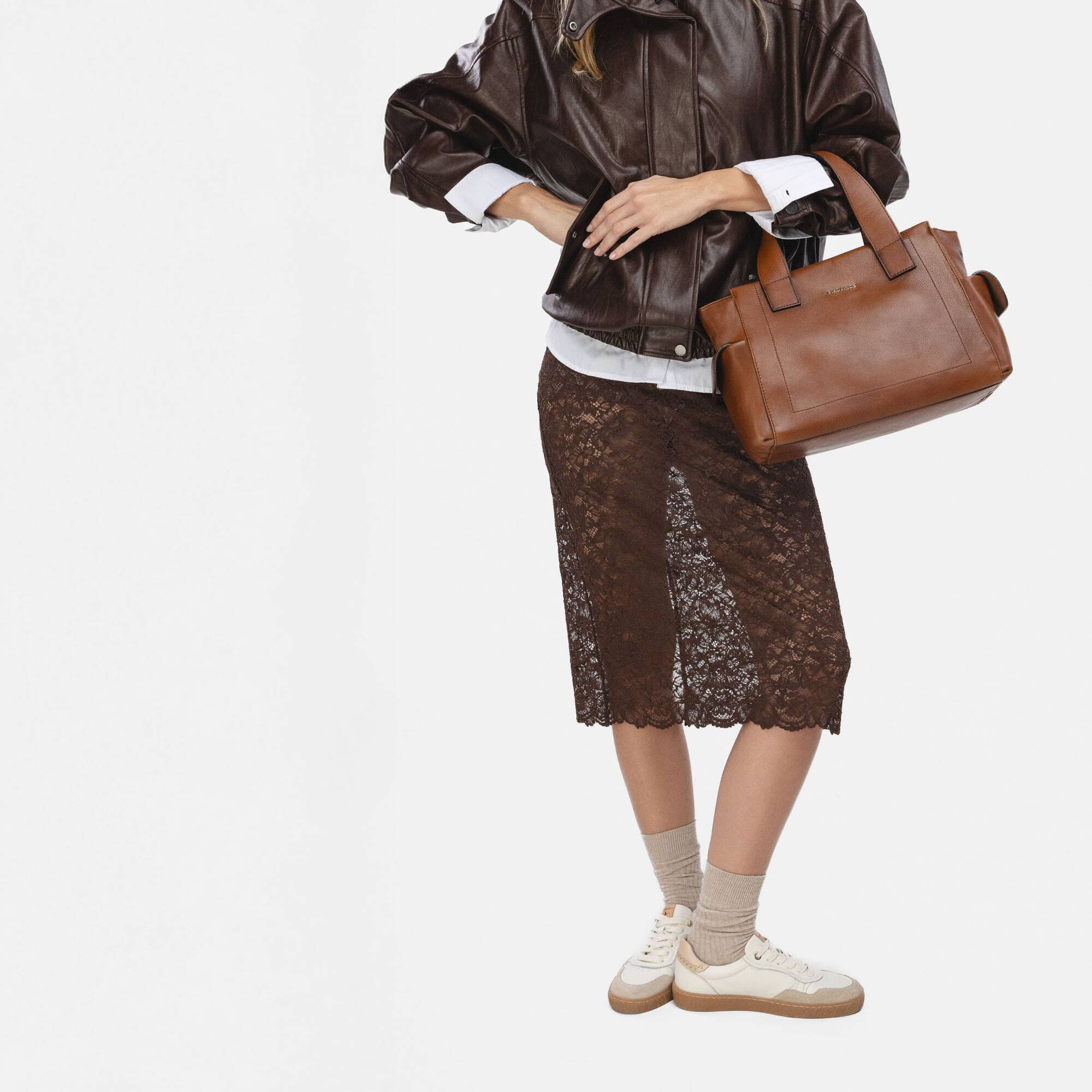 null | PAU WHA-374C1, CUERO, large image number 90-WHA-374C1_202_Pikolinos_PAU_CUERO_full.jpg | null