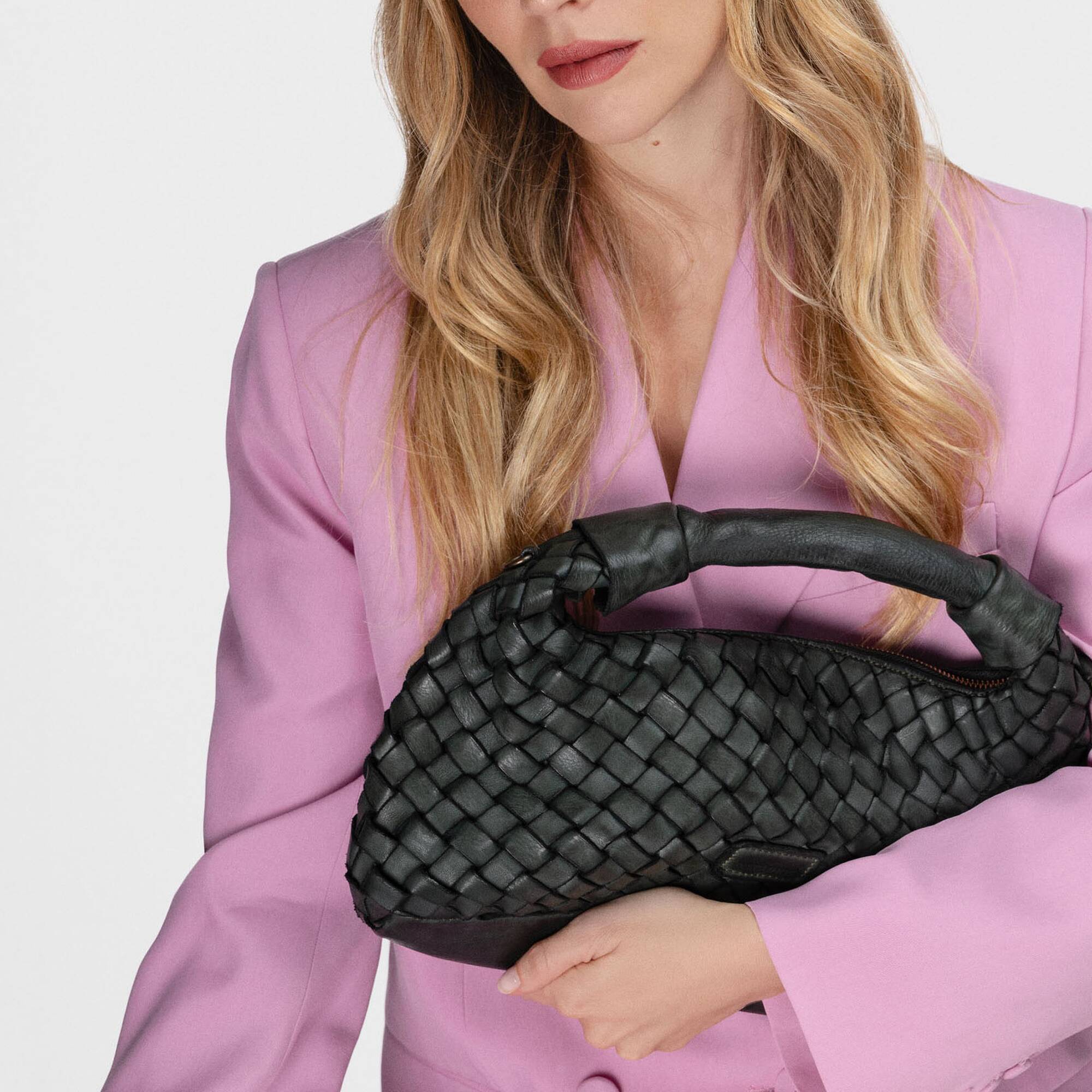 null | FAURA WHA-673, DARK GREEN, large image number 90-WHA-673_9584_Pikolinos_FAURA_DARK_GREEN_full.jpg | null