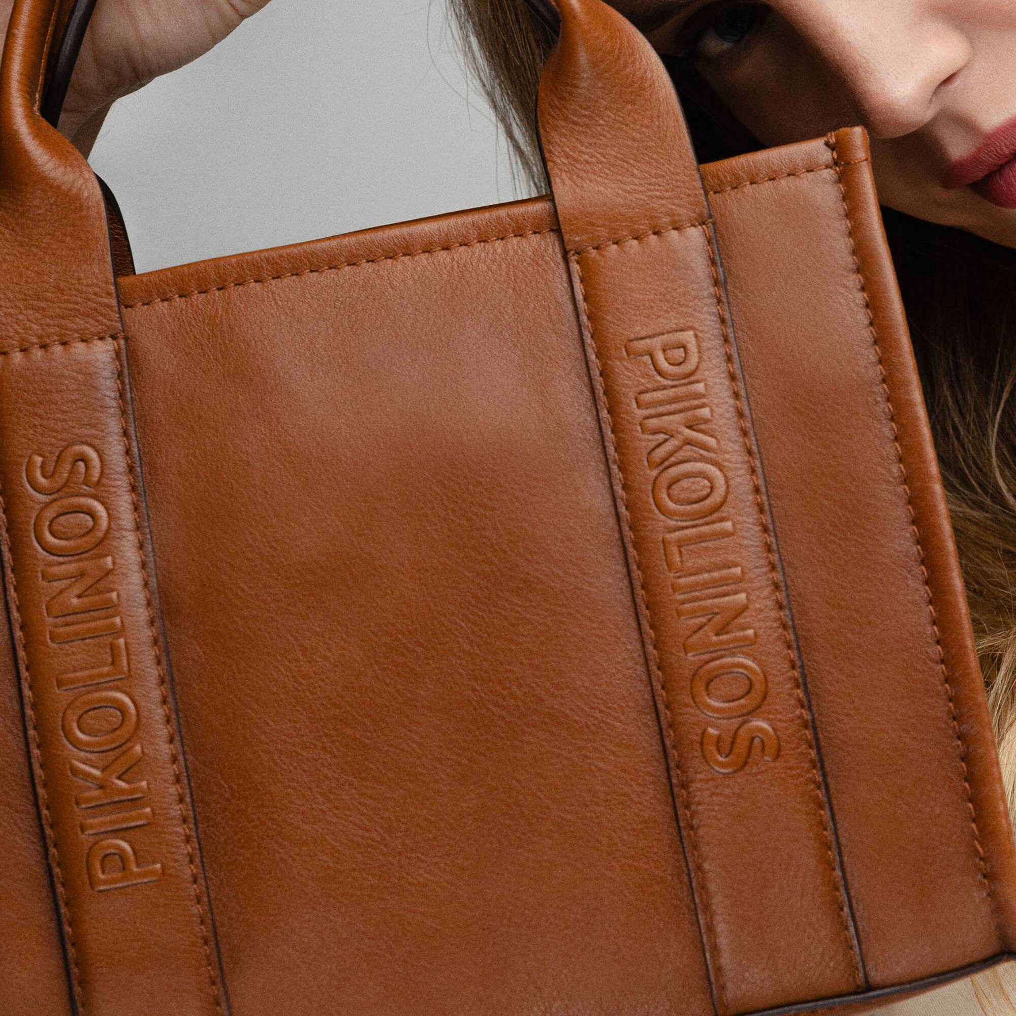 null | ALCUDIA WHA-381, BRANDY, large image number 90-WHA-381_250_Pikolinos_ALCUDIA_BRANDY_full.jpg | null