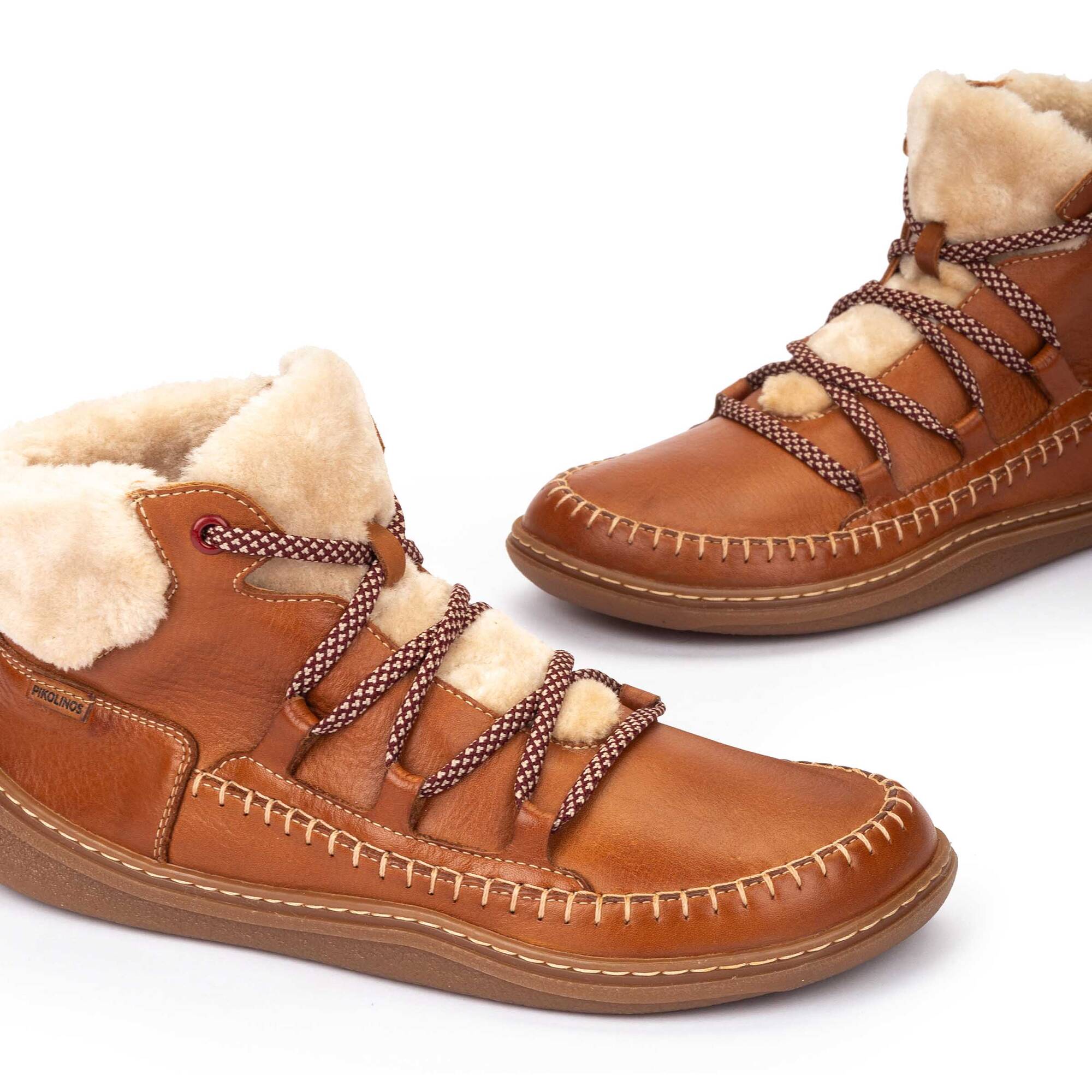 Boots | ARANJUEZ U9F-8830C1, BRANDY, large image number 60-U9F-8830C1_250_Pikolinos_ARANJUEZ_BRANDY_full.jpg | null