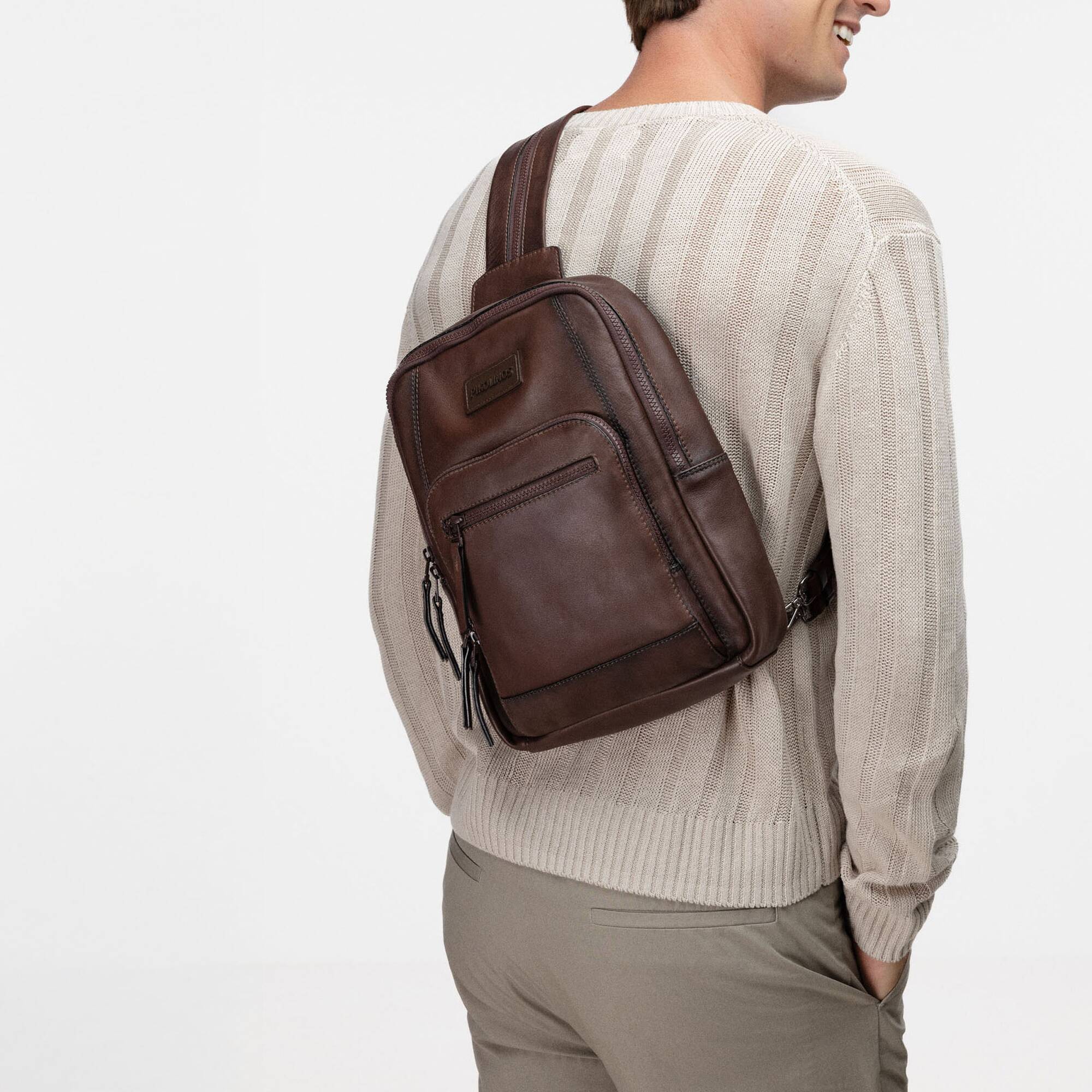 null | VALLS MHA-795, OLMO, large image number 90-MHA-795_113_Pikolinos_VALLS_OLMO_full.jpg | null