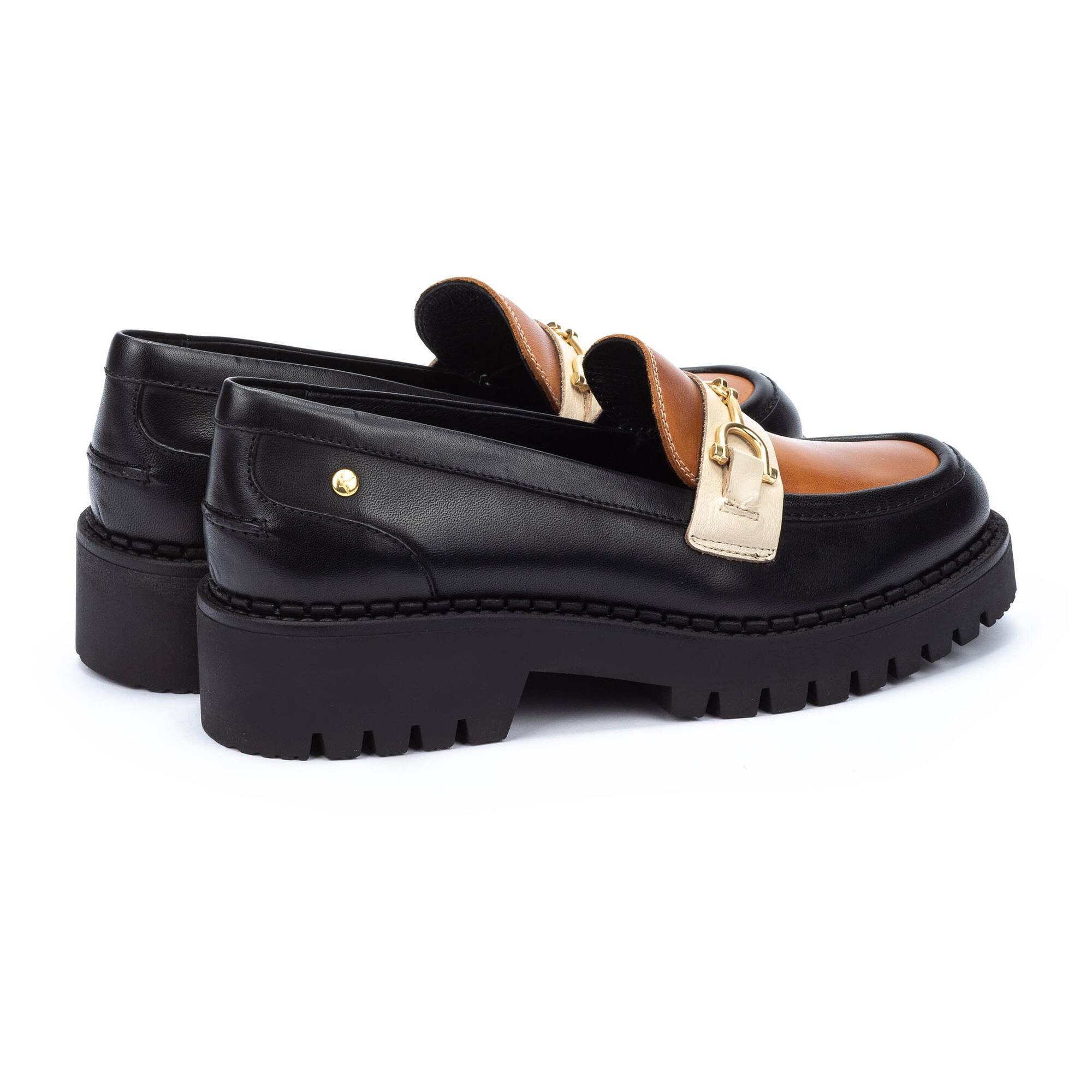 Mocasines | AVILES W6P-3857C1, BLACK, large image number 30-W6P-3857C1_000_Pikolinos_AVILES_BLACK_full.jpg | null