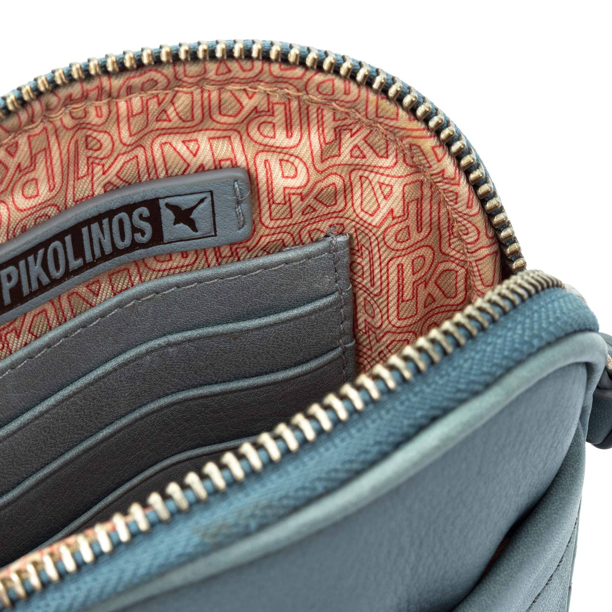 null | COMPLEMENTOS WAC-W256, DENIM, large image number 100-WAC-W256_313_Pikolinos_COMPLEMENTOS_DENIM_full.jpg | null