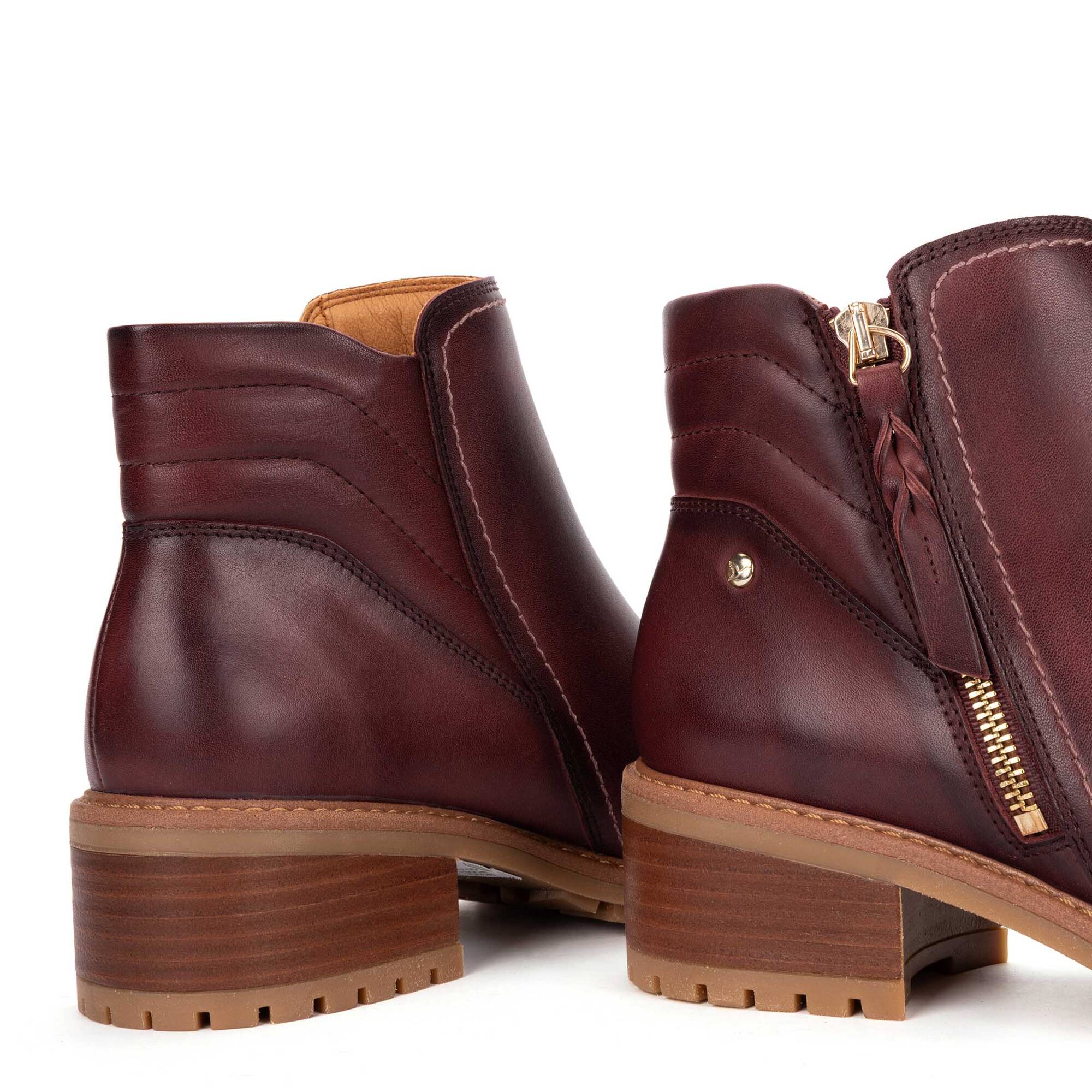 Heeled ankle boots | MEDINA W0D-8581, CAOBA, large image number 60-W0D-8581_130_Pikolinos_MEDINA_CAOBA_full.jpg | null