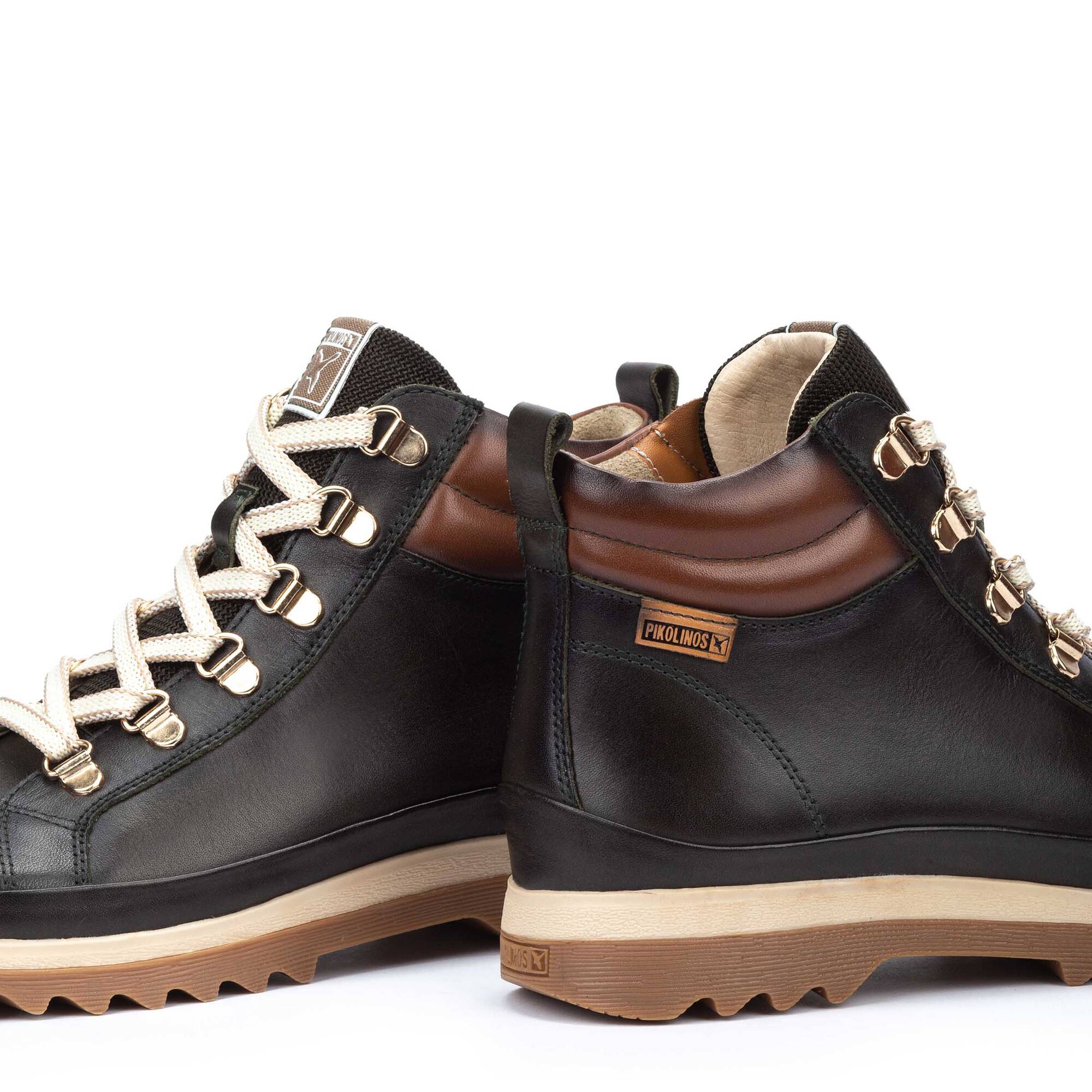 Pikolinos hiking boots discount