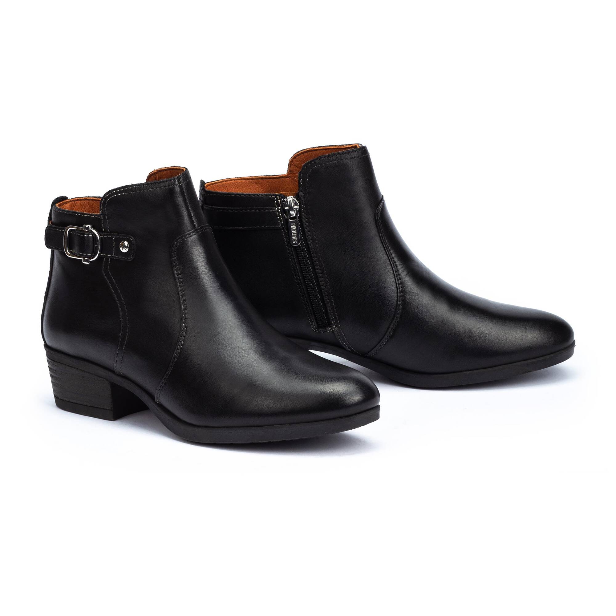 Leather ankle boots with a mid-heel and buckle DAROCA W1U-8759