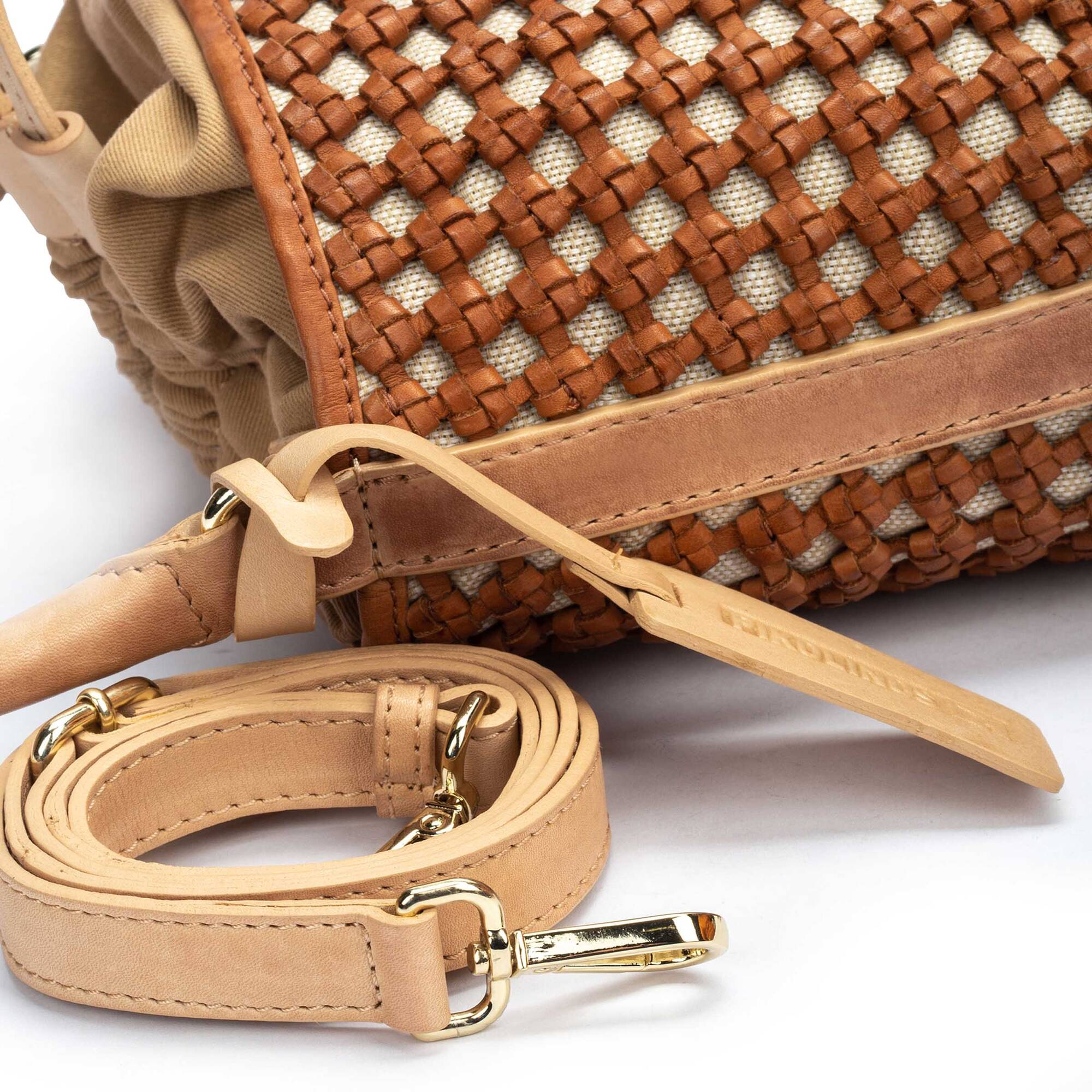 null | MIRAMAR WHA-531, BRANDY, large image number 60-WHA-531_250_Pikolinos_MIRAMAR_BRANDY_full.jpg | null