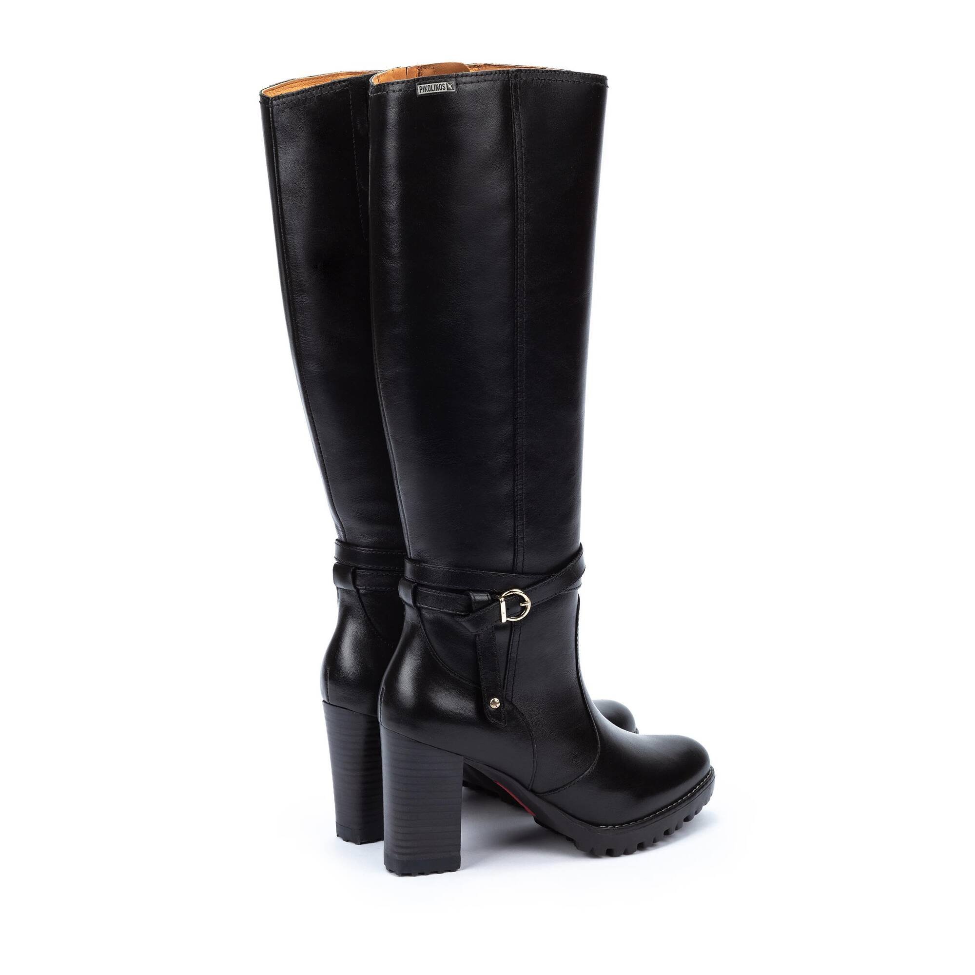Pikolinos tall boots store