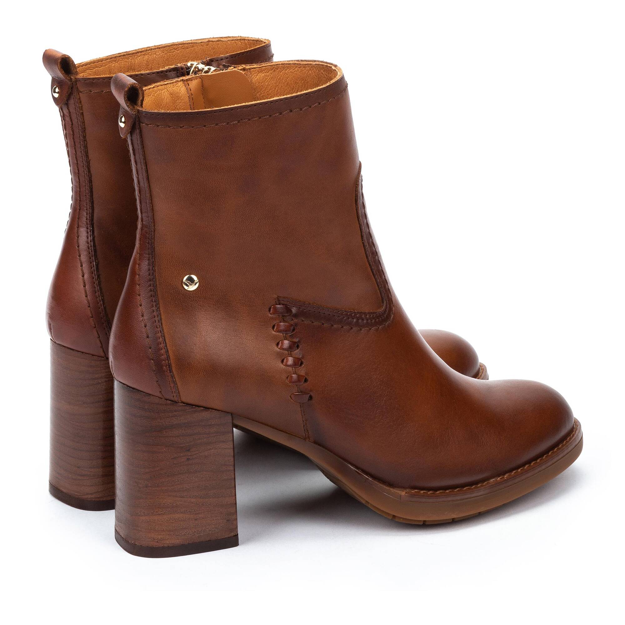 Botines con Tac&oacute;n | PALENCIA W9U-8945C1, CUERO, large image number 30-W9U-8945C1_202_Pikolinos_PALENCIA_CUERO_full.jpg | null