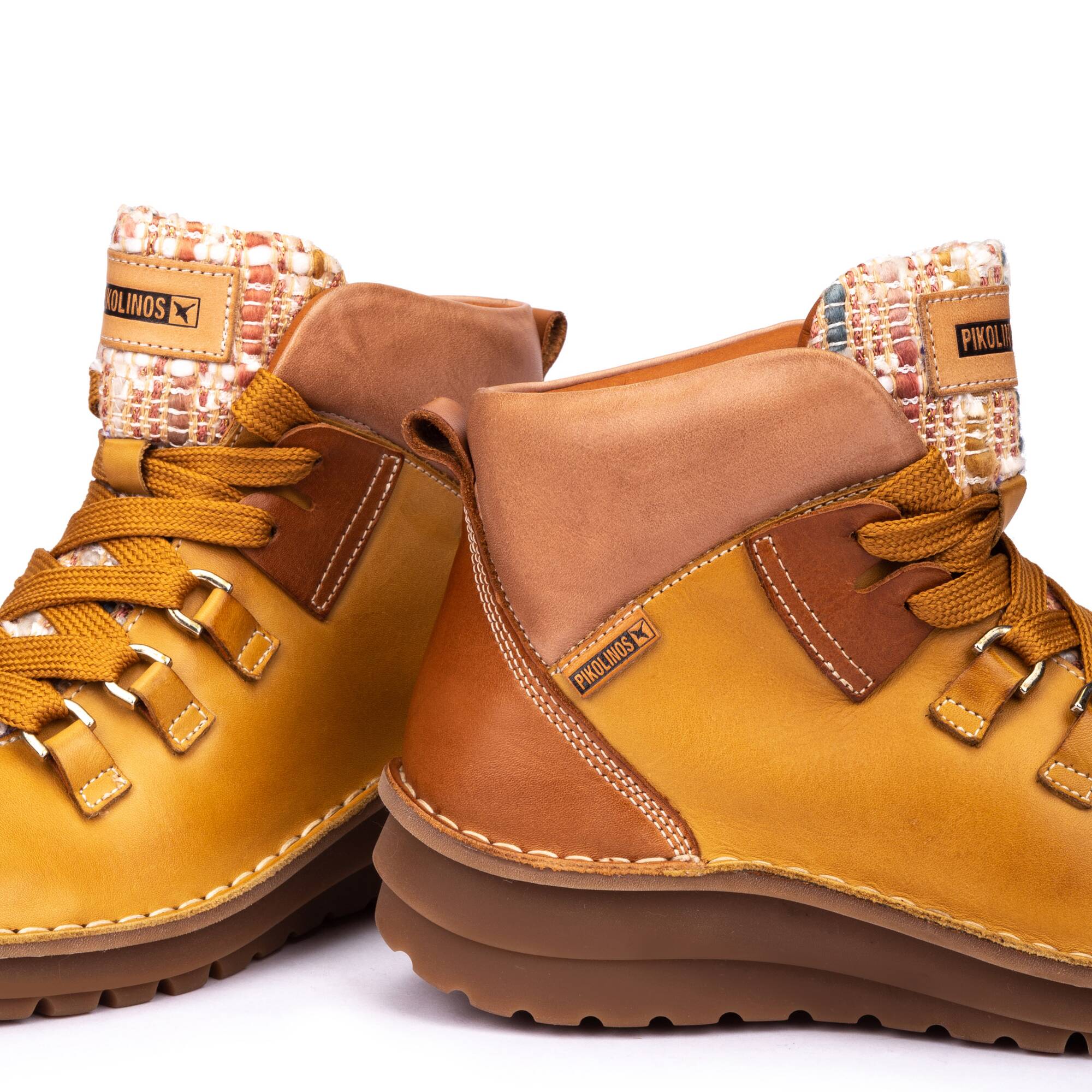 Casual ankle boots in various colours CAZORLA W5U-8724 | Outlet