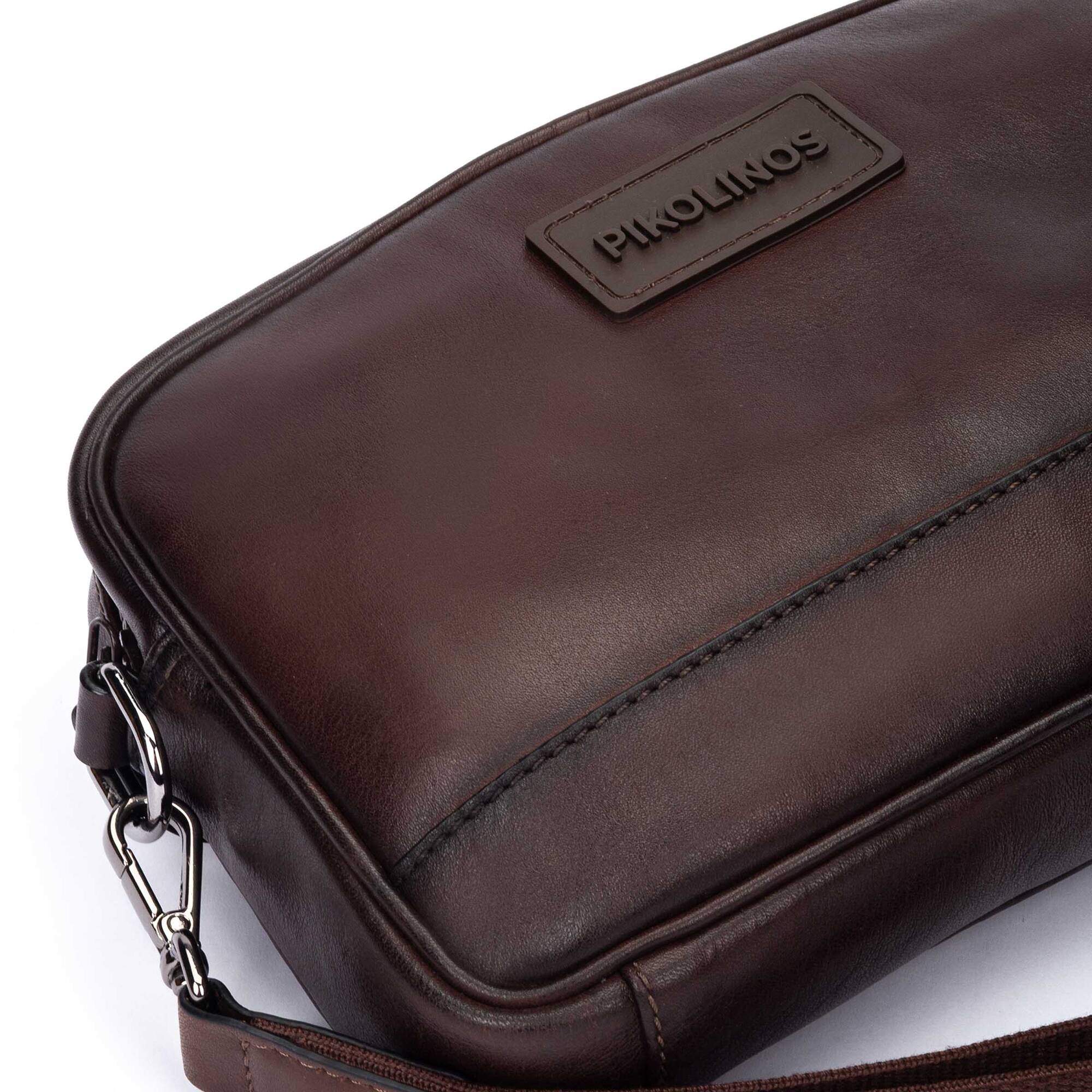 null | VALLS MHA-190C1, OLMO, large image number 60-MHA-190C1_113_Pikolinos_VALLS_OLMO_full.jpg | null