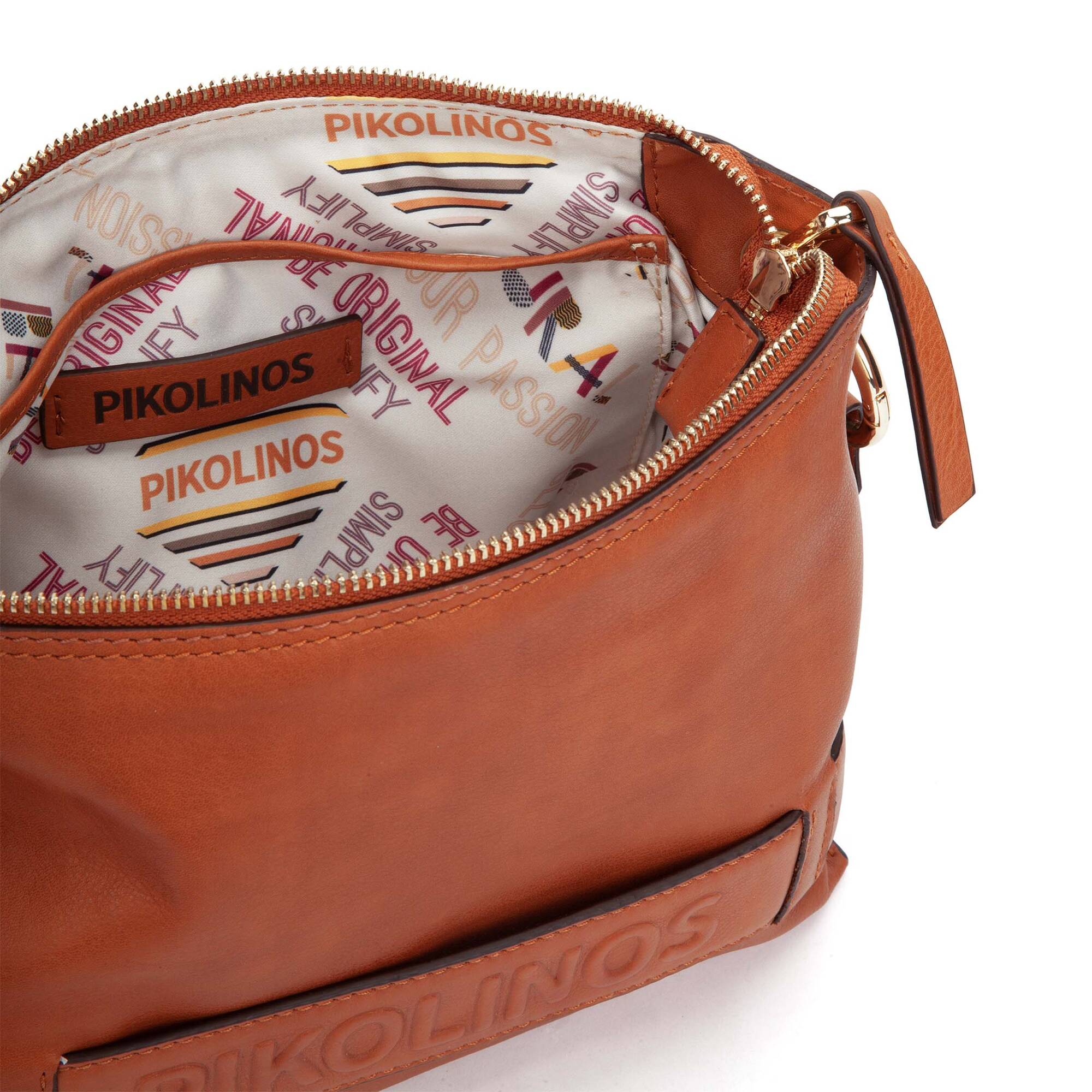 null | ALCUDIA WHA-1110C3, BRANDY, large image number 100-WHA-1110C3_250_Pikolinos_ALCUDIA_BRANDY_full.jpg | null