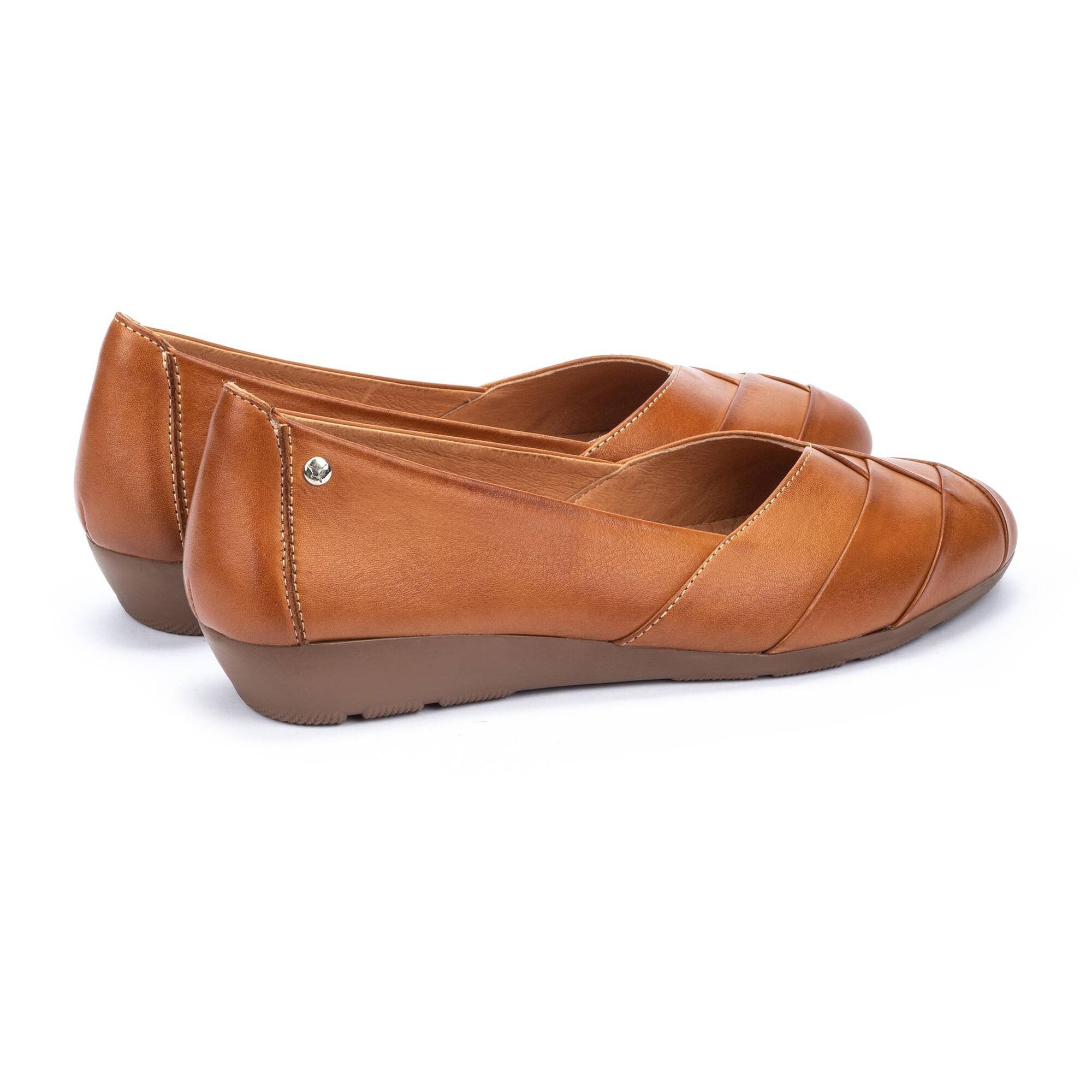 Bailarinas | ALEDO W3U-5860, BRANDY, large image number 30-W3U-5860_250_Pikolinos_ALEDO_BRANDY_full.jpg | null