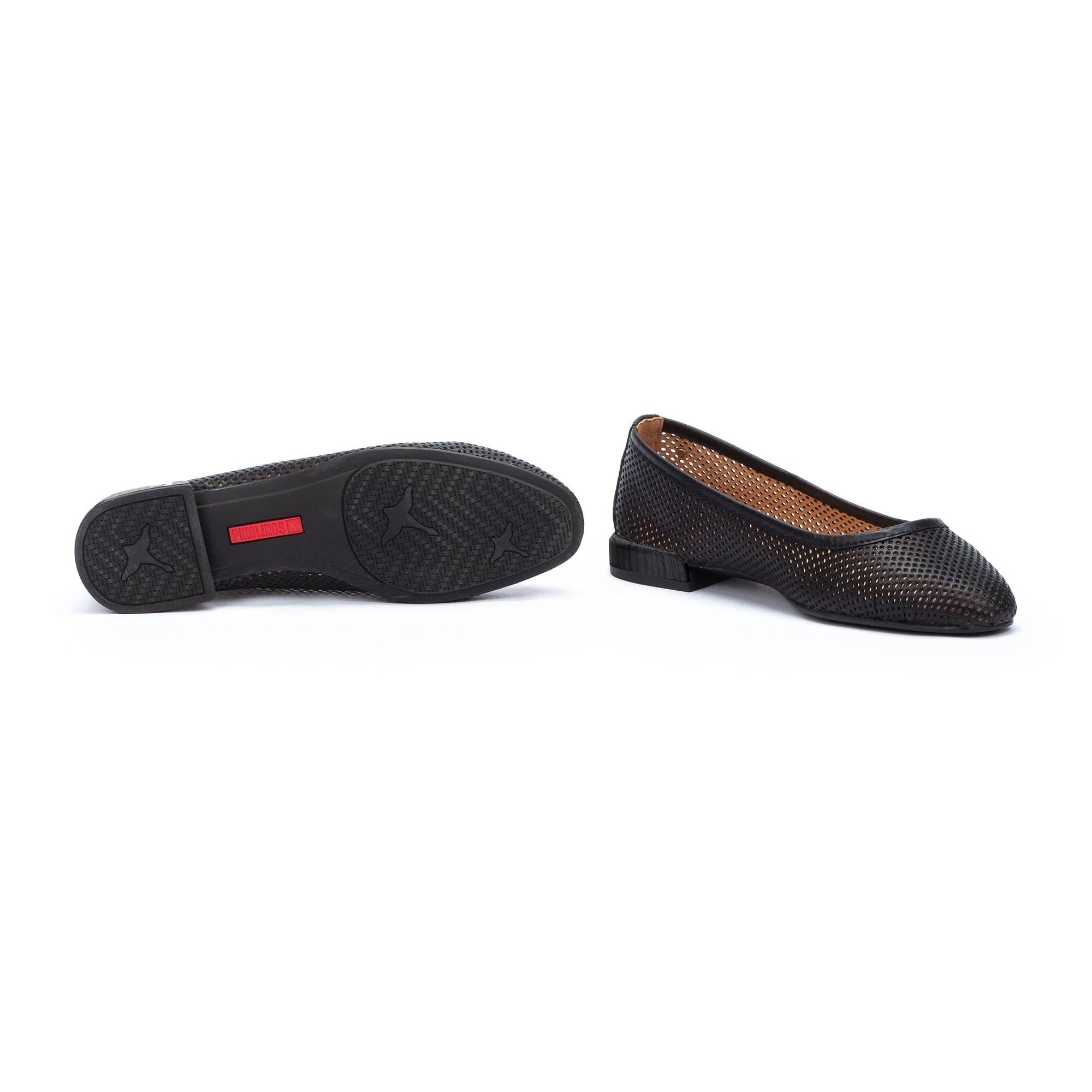 Pikolinos ballet flats on sale