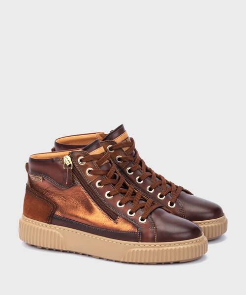Zapatillas para mujer de piel Pikolinos