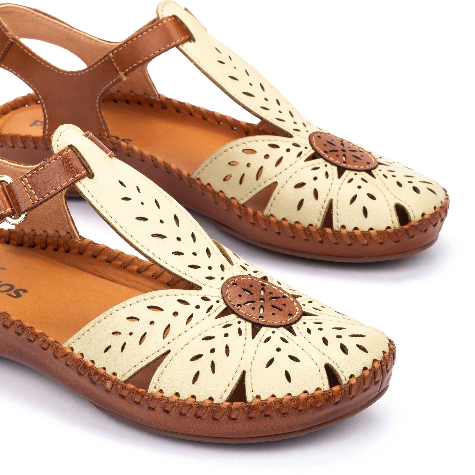 Semi abierto | P. VALLARTA 655-0841C1, APPLE, large image number 60-655-0841C1_437_Pikolinos_P._VALLARTA_APPLE_full.jpg | null