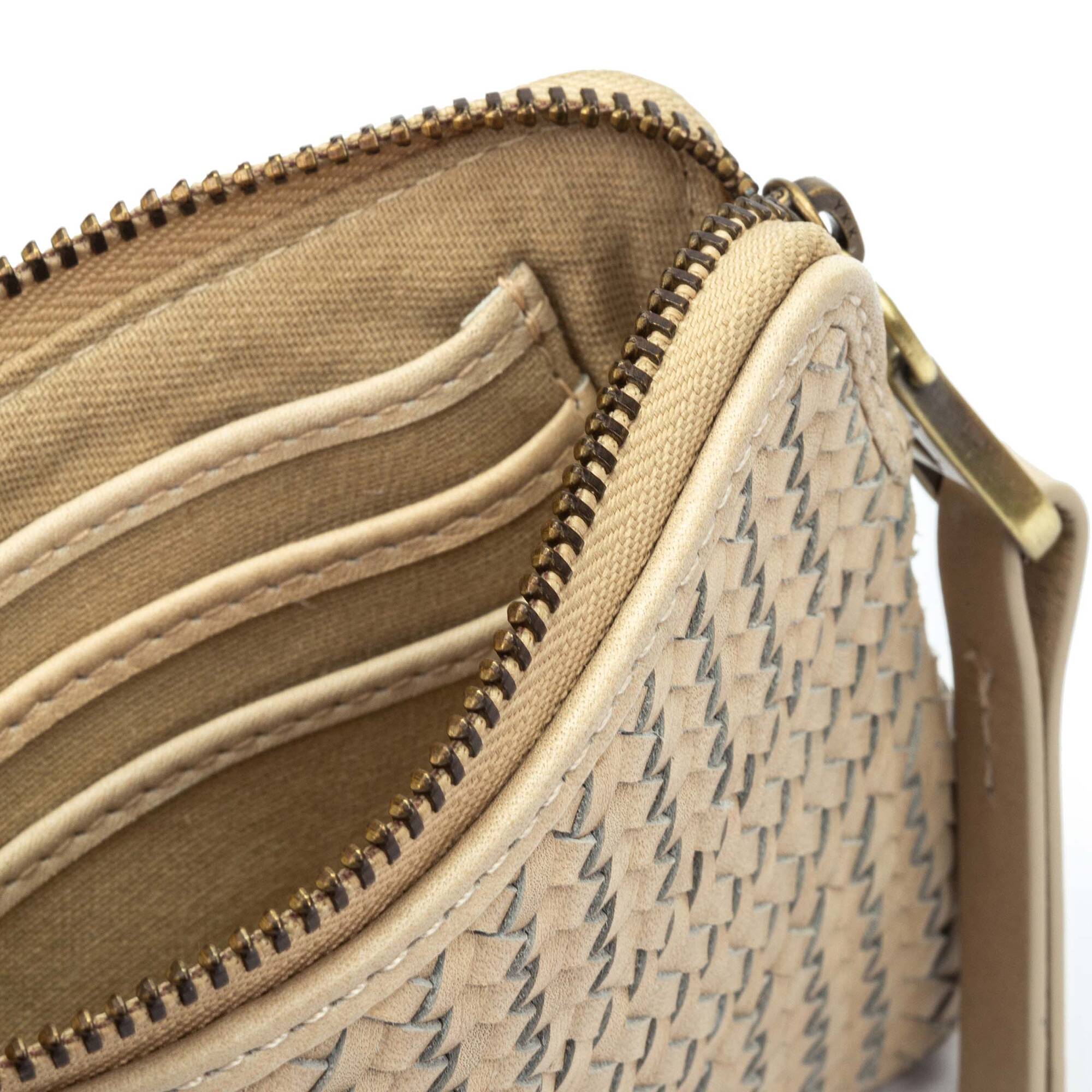 null | COMPLEMENTOS WAC-W255, MARFIL, large image number 100-WAC-W255_807_Pikolinos_COMPLEMENTOS_MARFIL_full.jpg | null