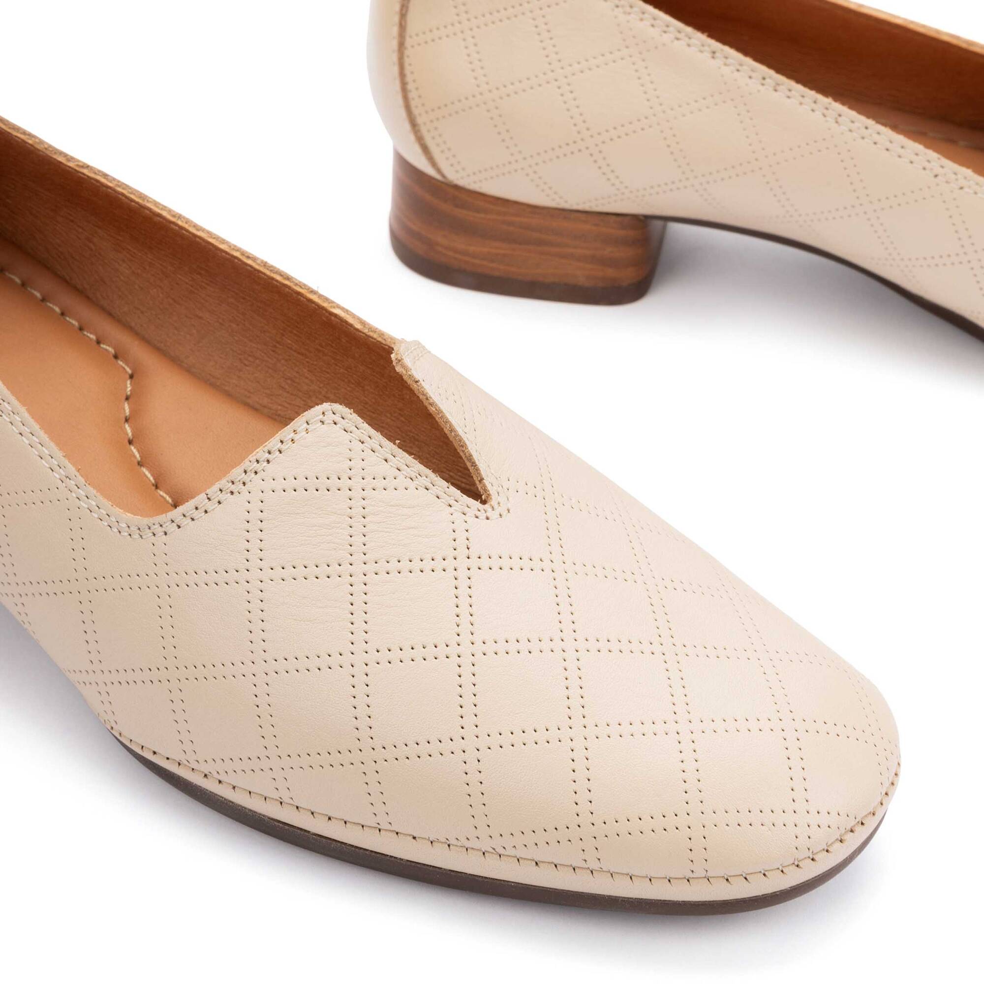 Chaussures &agrave; talon | UBEDA HAW2N-5682, MARFIL, large image number 60-HAW2N-5682_807_Pikolinos_UBEDA_MARFIL_full.jpg | null