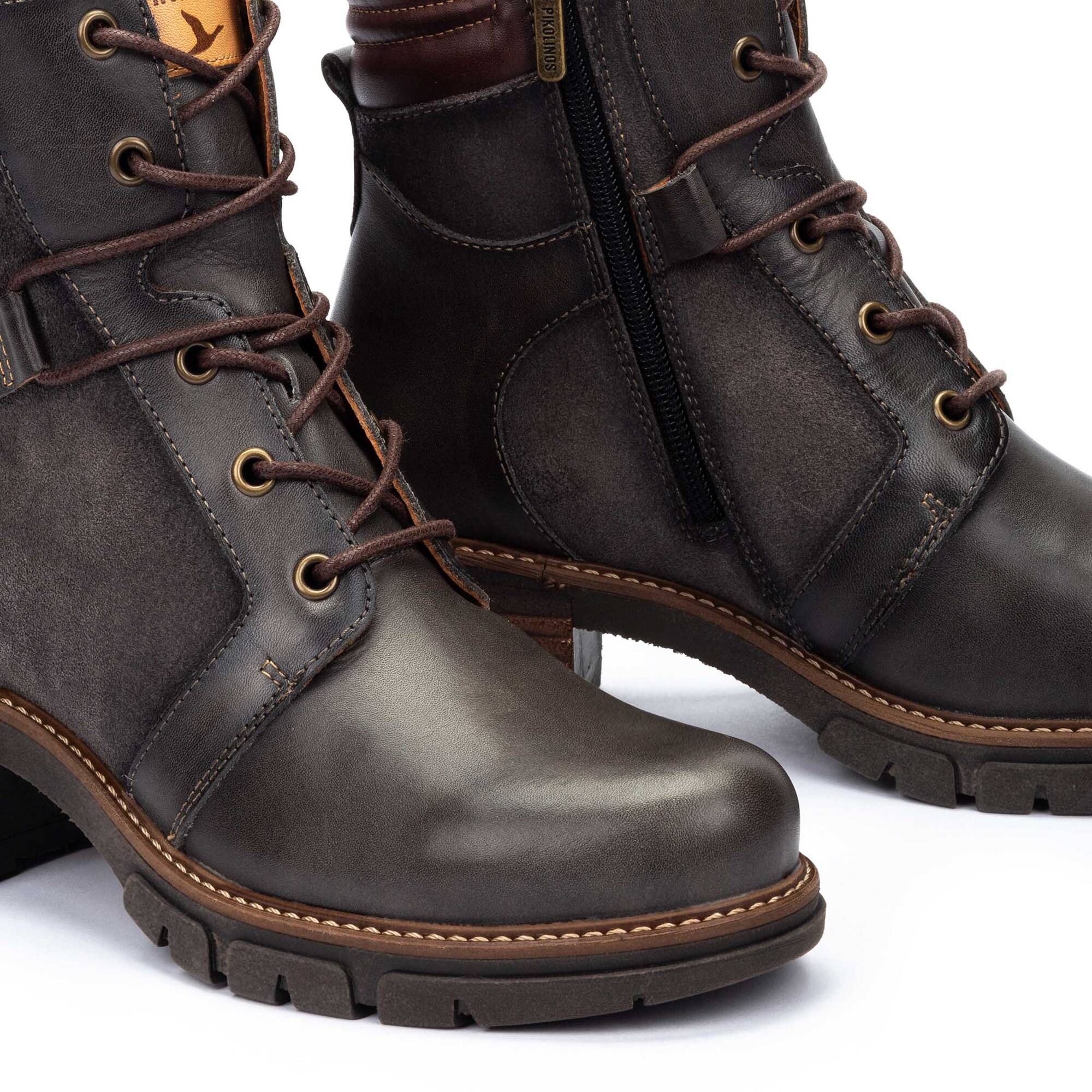 Botines con Tac&oacute;n | SAN SEBASTIA W1T-8979C1, LEAD, large image number 60-W1T-8979C1_058_Pikolinos_SAN_SEBASTIAN_LEAD_full.jpg | null