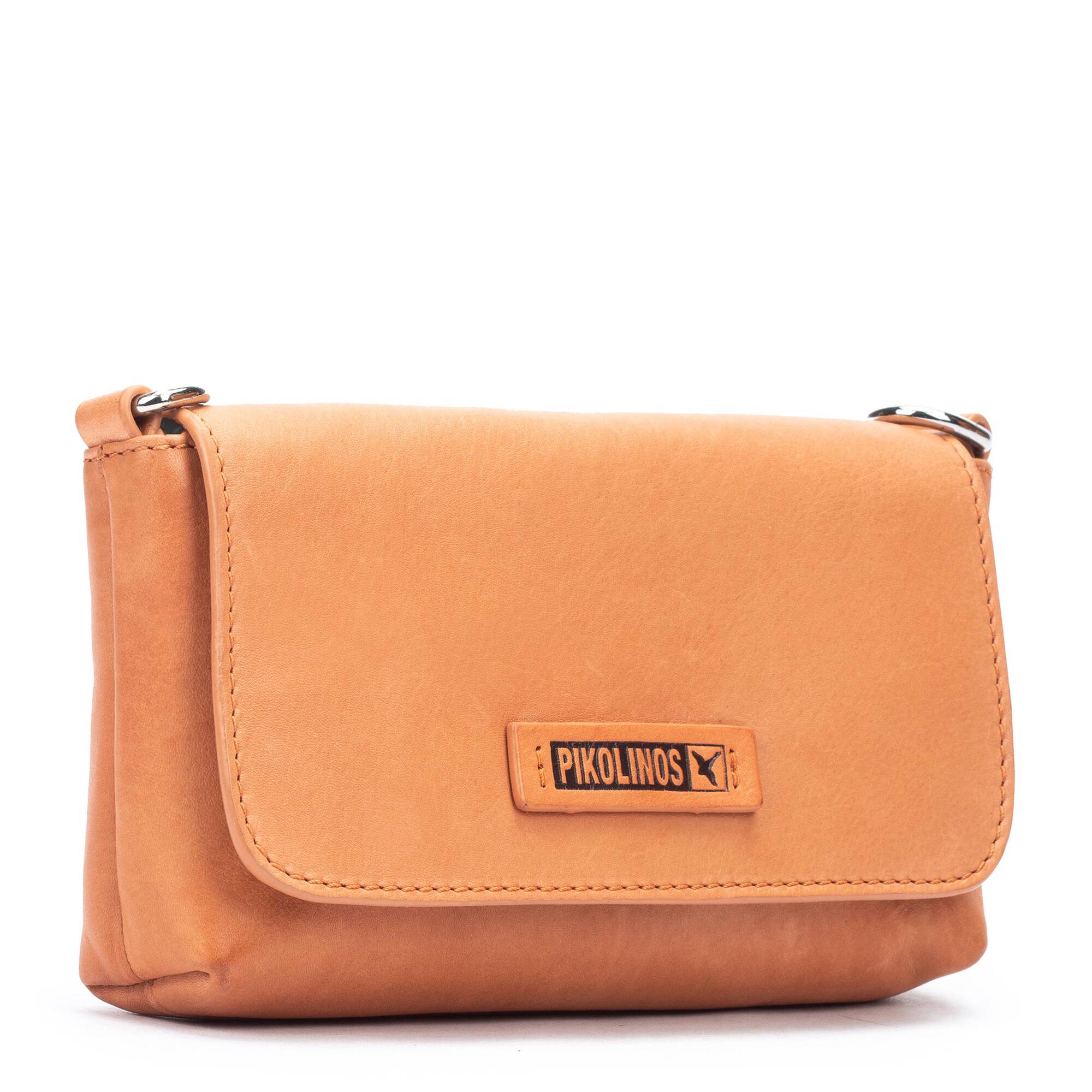 Pikolinos purses store
