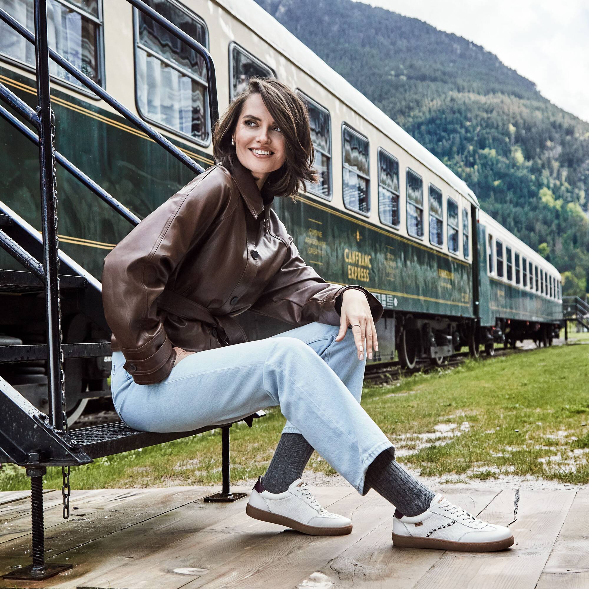 Sneakers | LANZAROTE W7B-6508LIC1, OFF WHITE, large image number 91-W7B-6508LIC1_912_Pikolinos_LANZAROTE_OFF_WHITE_full.jpg | null