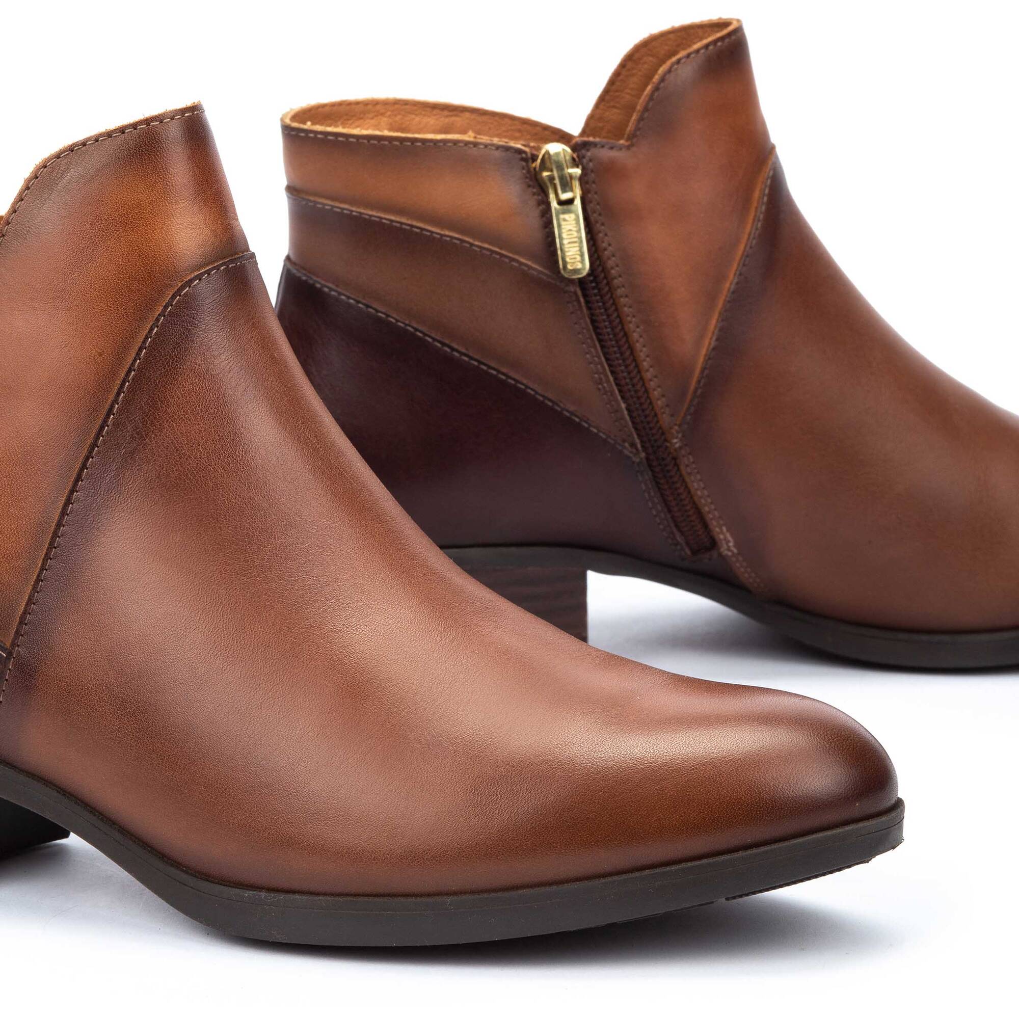 Pikolinos daroca bootie online