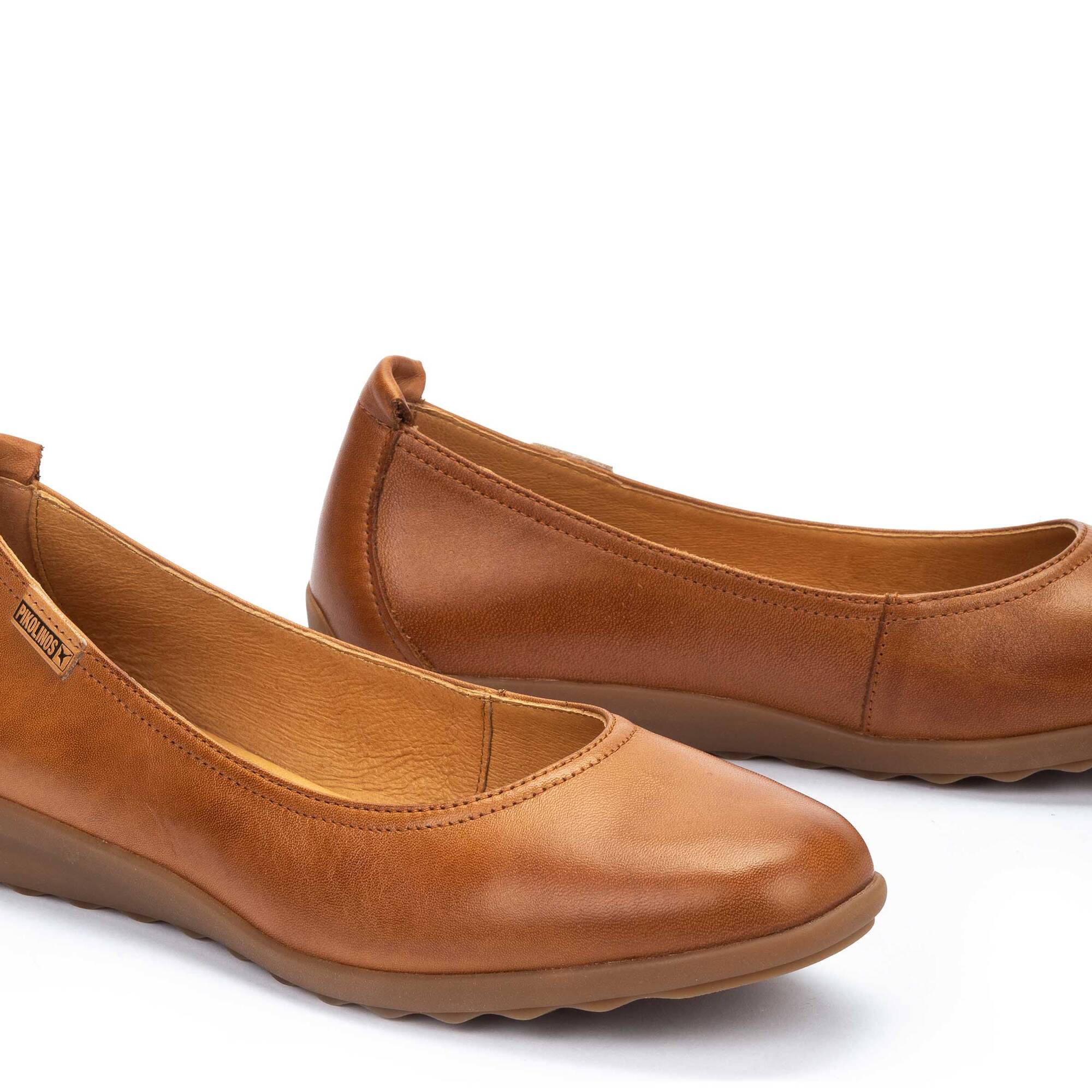 Ballet flats | ALCOI W4C-4924, BRANDY, large image number 60-W4C-4924_250_Pikolinos_ALCOI_BRANDY_full.jpg | null