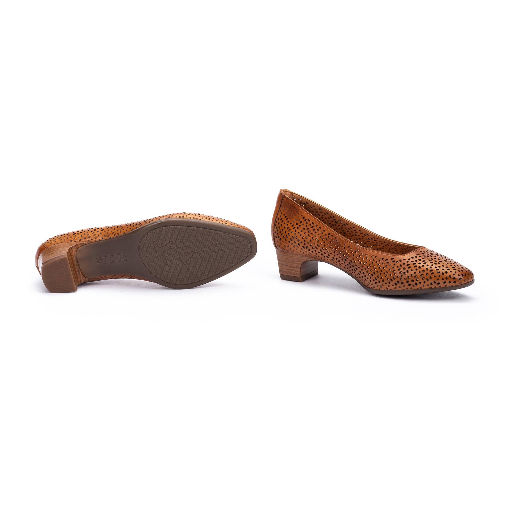 Chaussures &agrave; talon | MANISES W2X-5657, BRANDY, large image number 70-W2X-5657_250_Pikolinos_MANISES_BRANDY_full.jpg | null