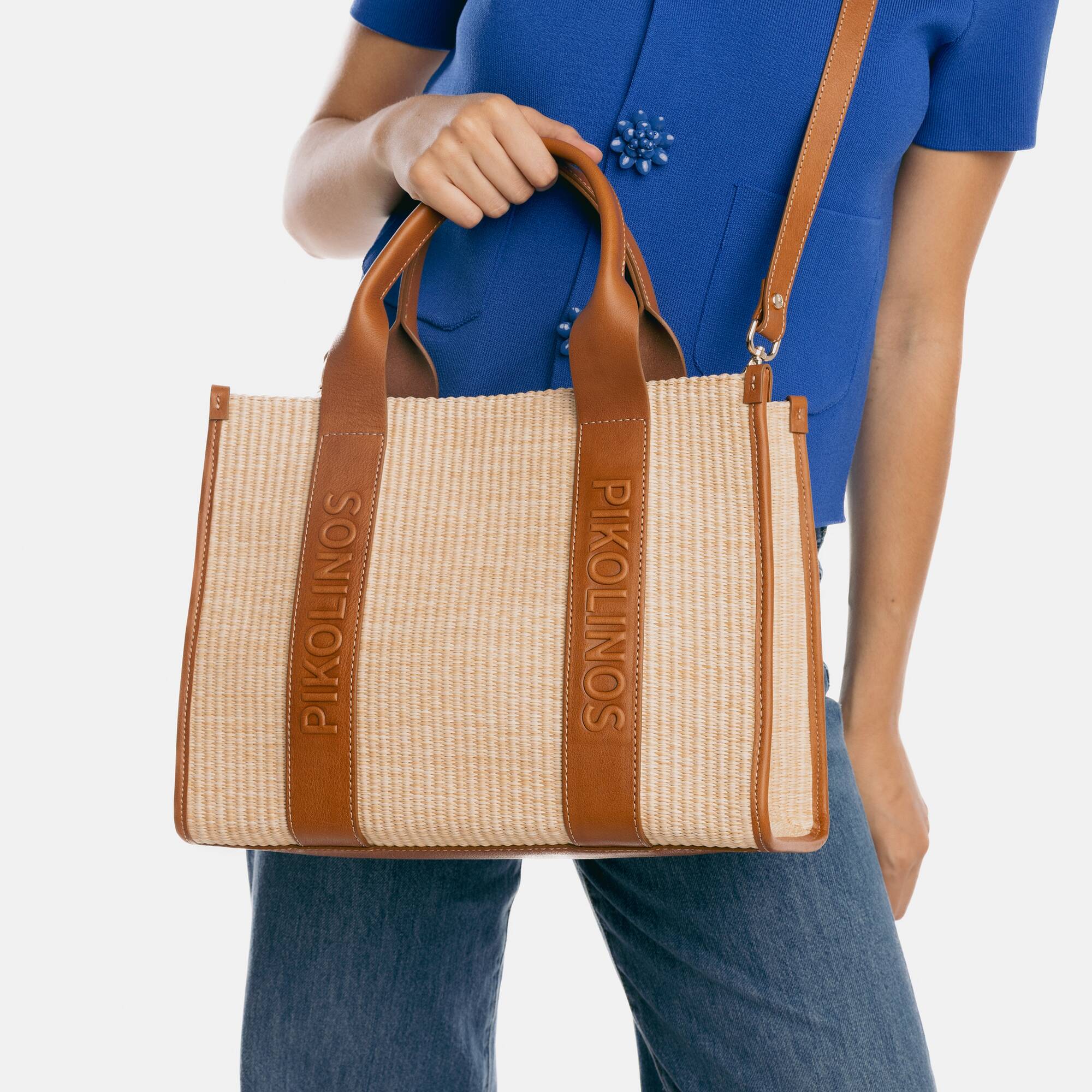 null | ALTAFULLA WHA-378C1, BRANDY, large image number 90-WHA-378C1_250_Pikolinos_ALTAFULLA_BRANDY_full.jpg | null