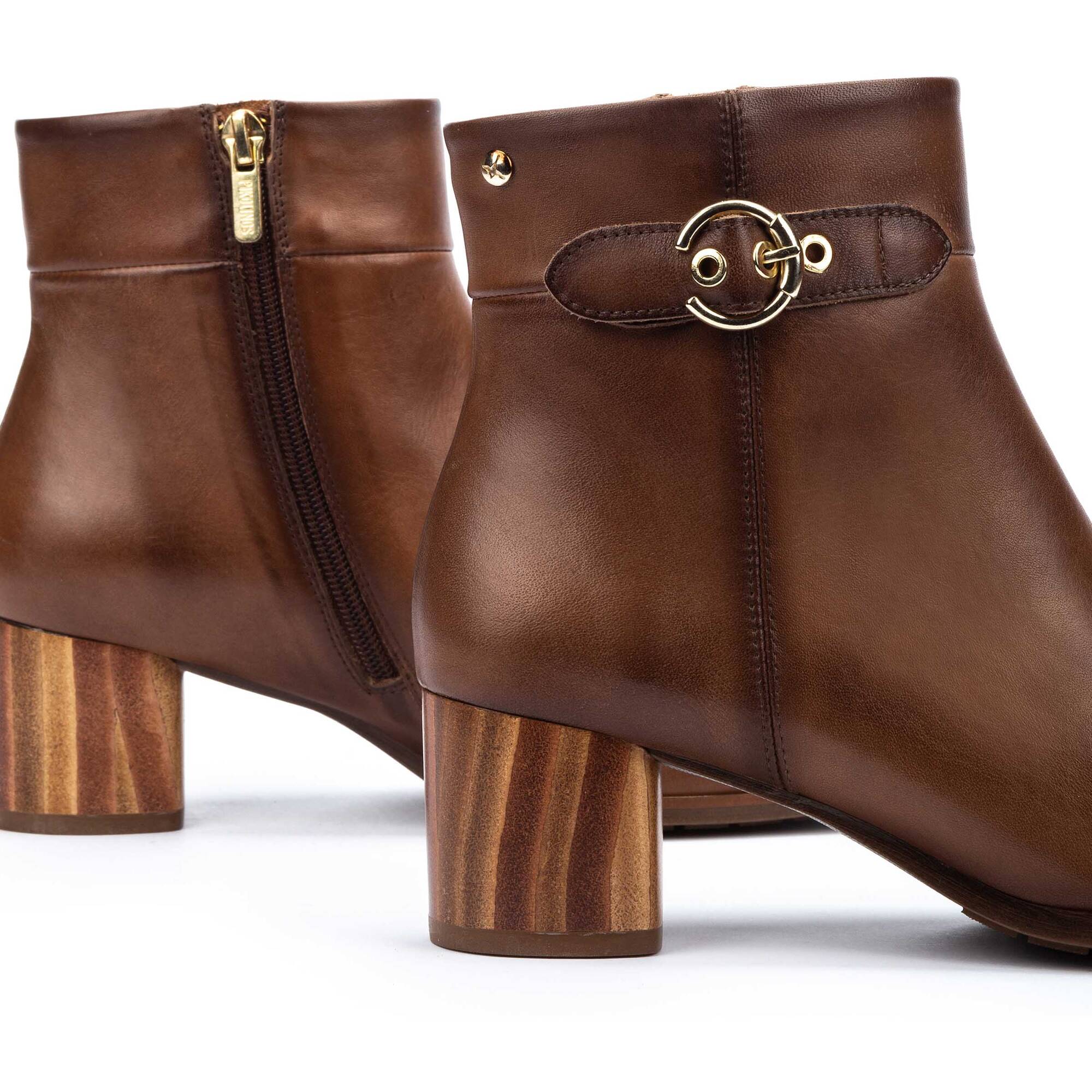 Wide heel ankle boots CALAFAT W1Z-8588 | Outlet PIKOLINOS