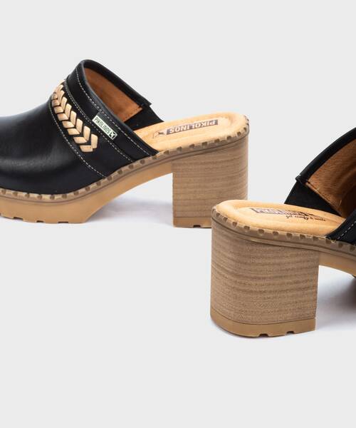 Sandals and Mules | CANARIAS W8W-1869 | BLACK | Pikolinos