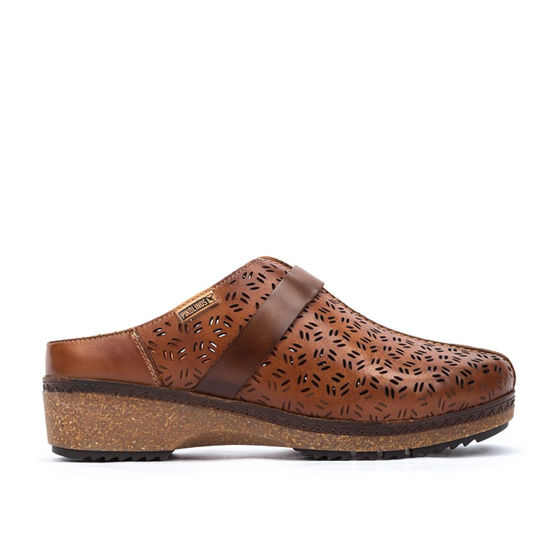 CLOG SHOES