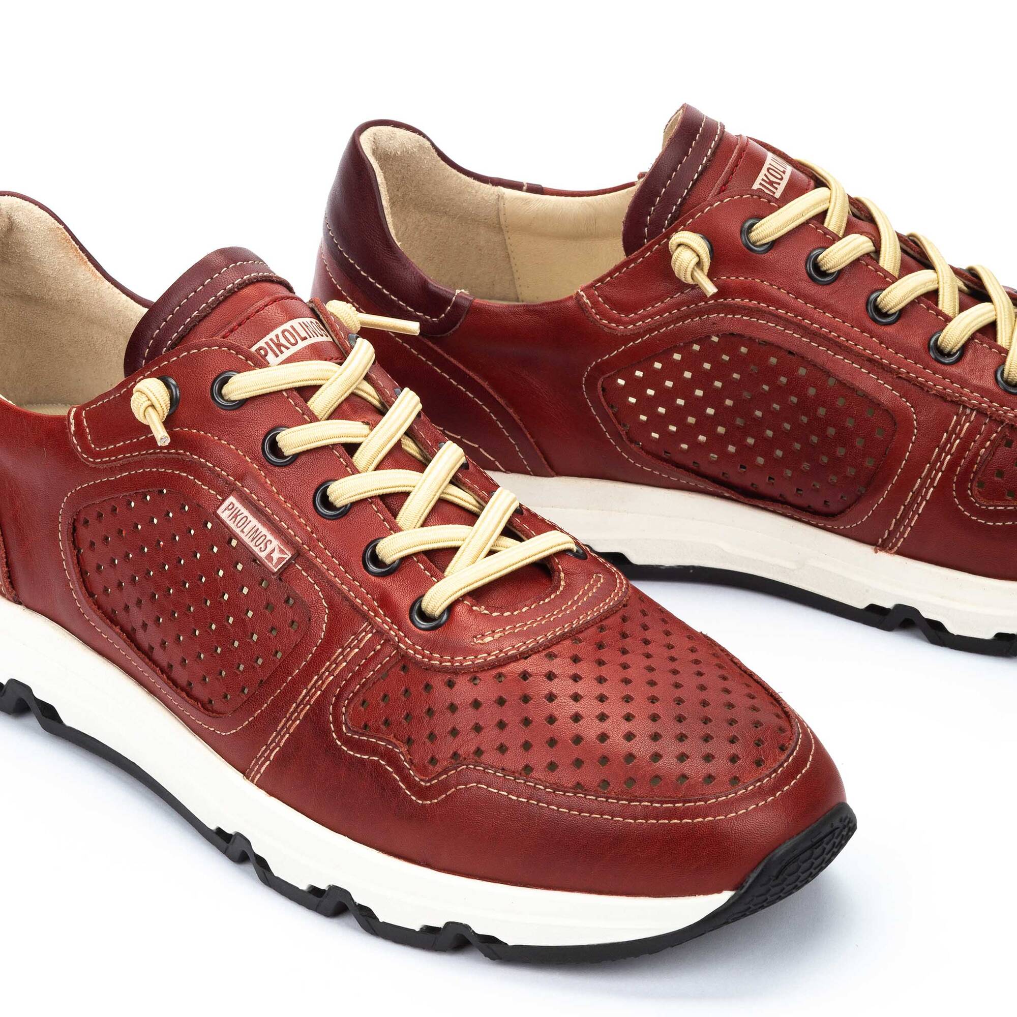 Sportliche Schuhe | MOLINOS M8B-6384C1, SANDIA, large image number 60-M8B-6384C1_520_Pikolinos_MOLINOS_SANDIA_full.jpg | null