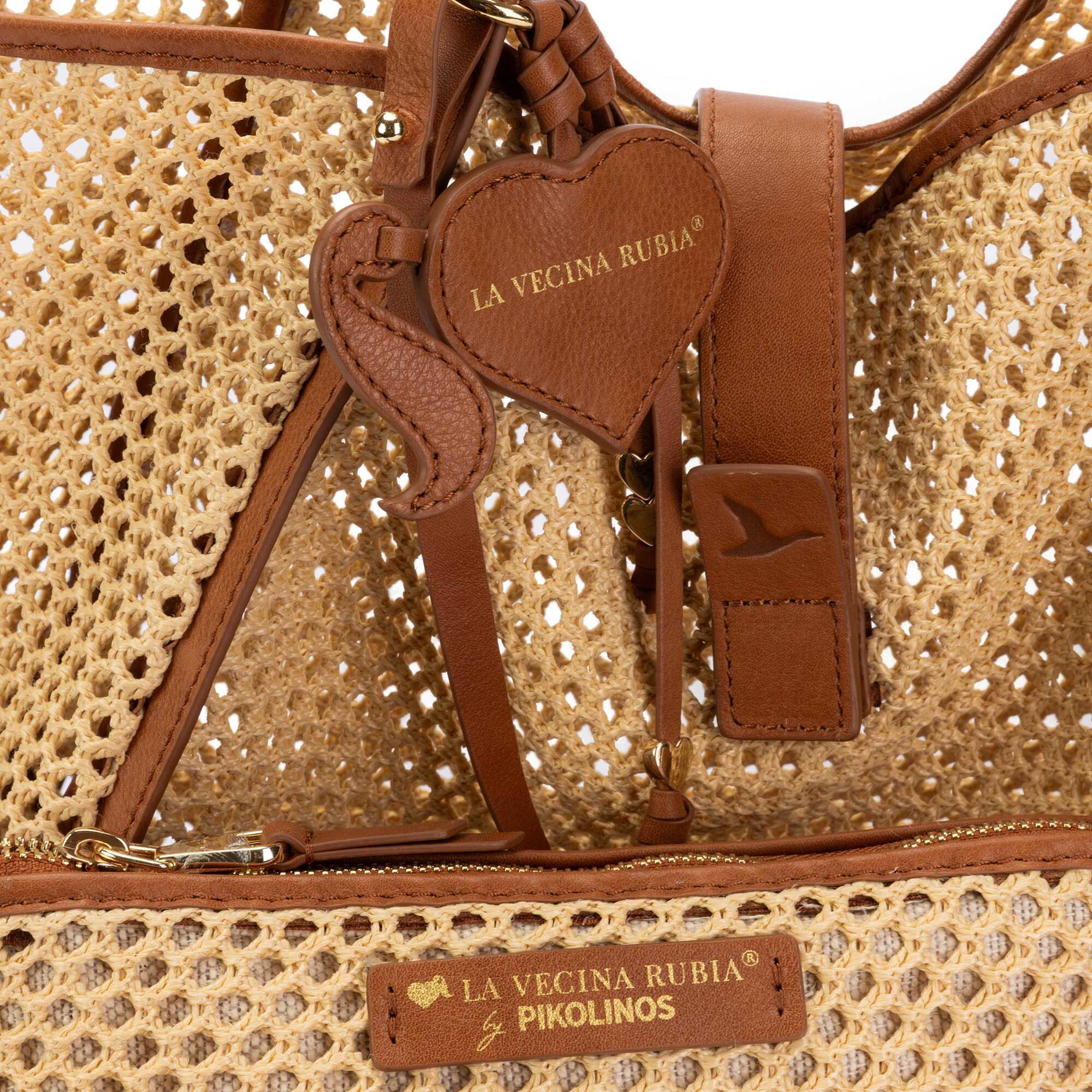 null | ALAIOR WHA-VR3001, BRANDY, large image number 60-WHA-VR3001_250_Pikolinos_ALAIOR_BRANDY_full.jpg | null